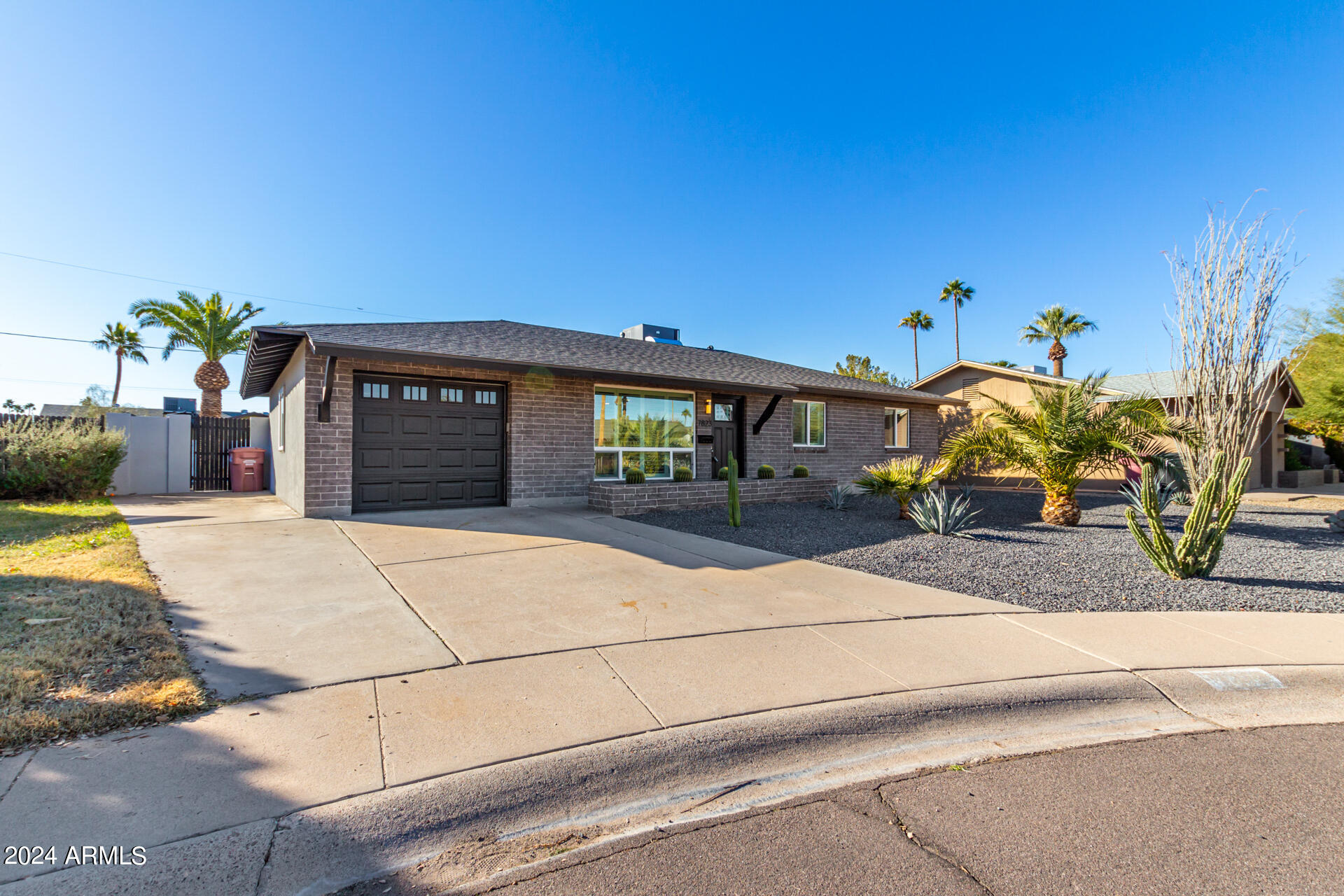 7823 E CYPRESS Street