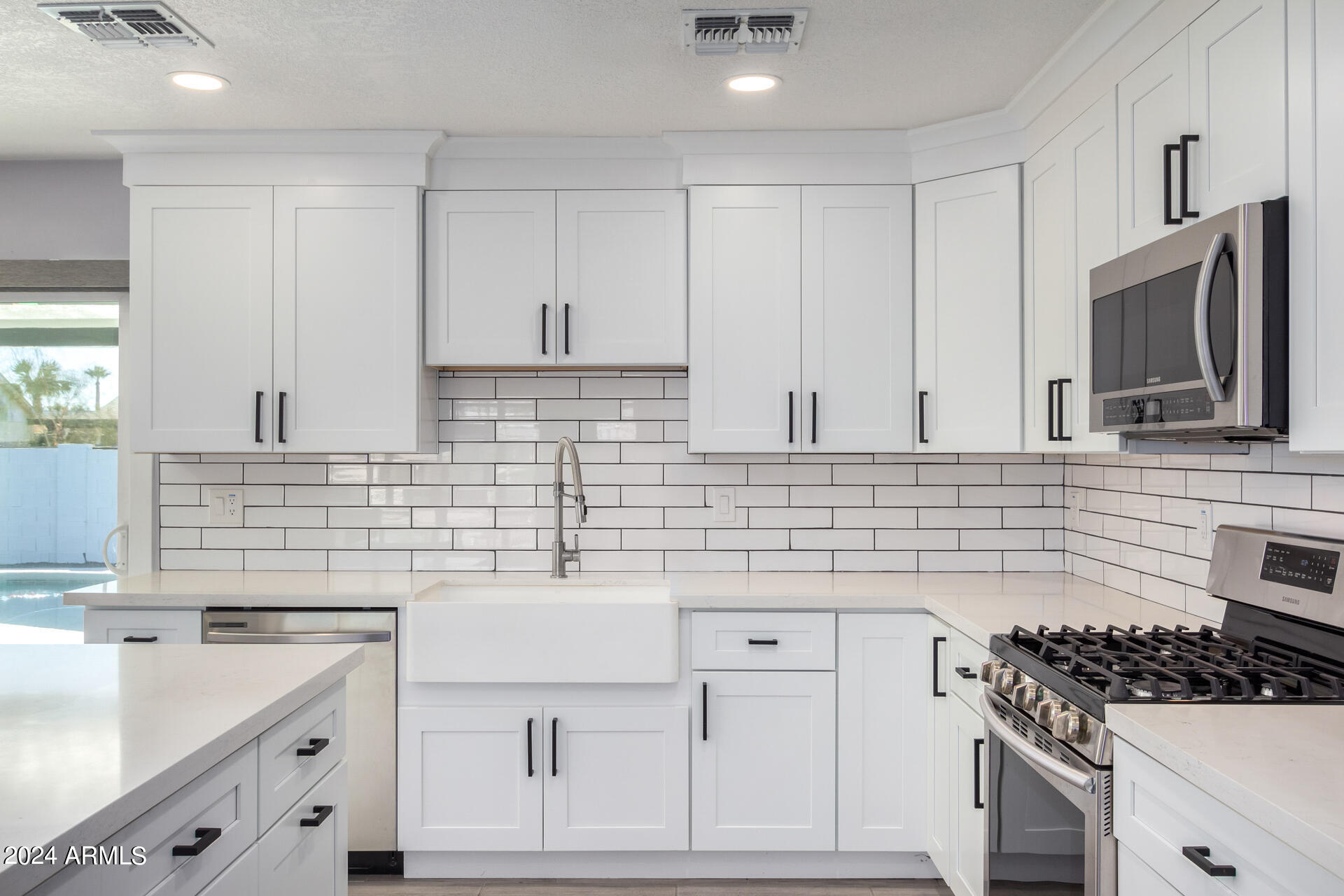 7823 E CYPRESS Street