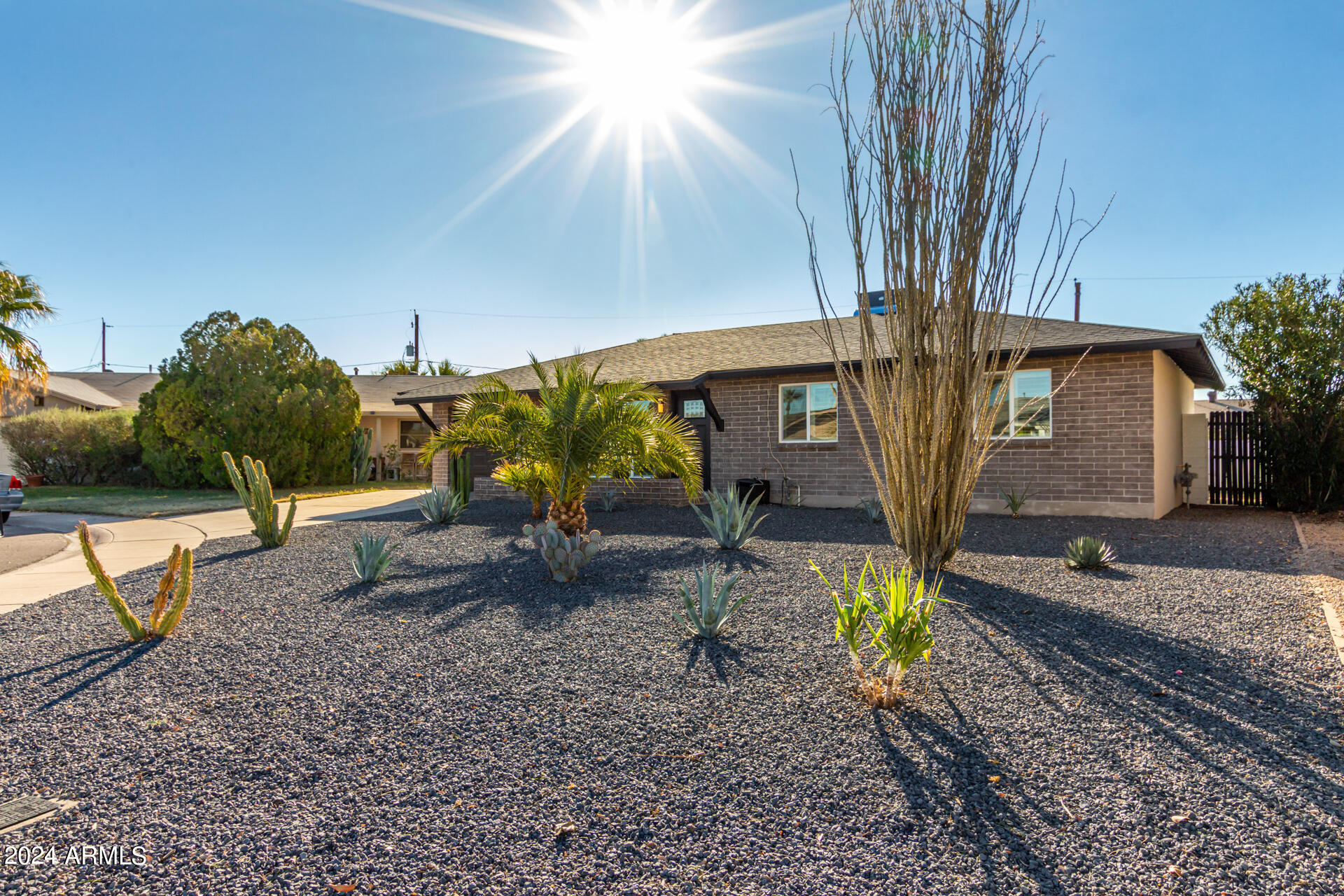 7823 E CYPRESS Street