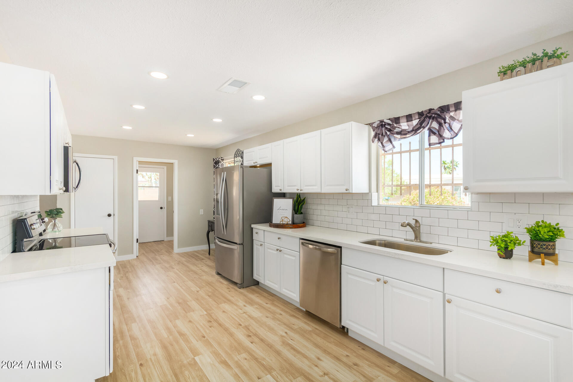 11088 W TIMBERLINE Drive