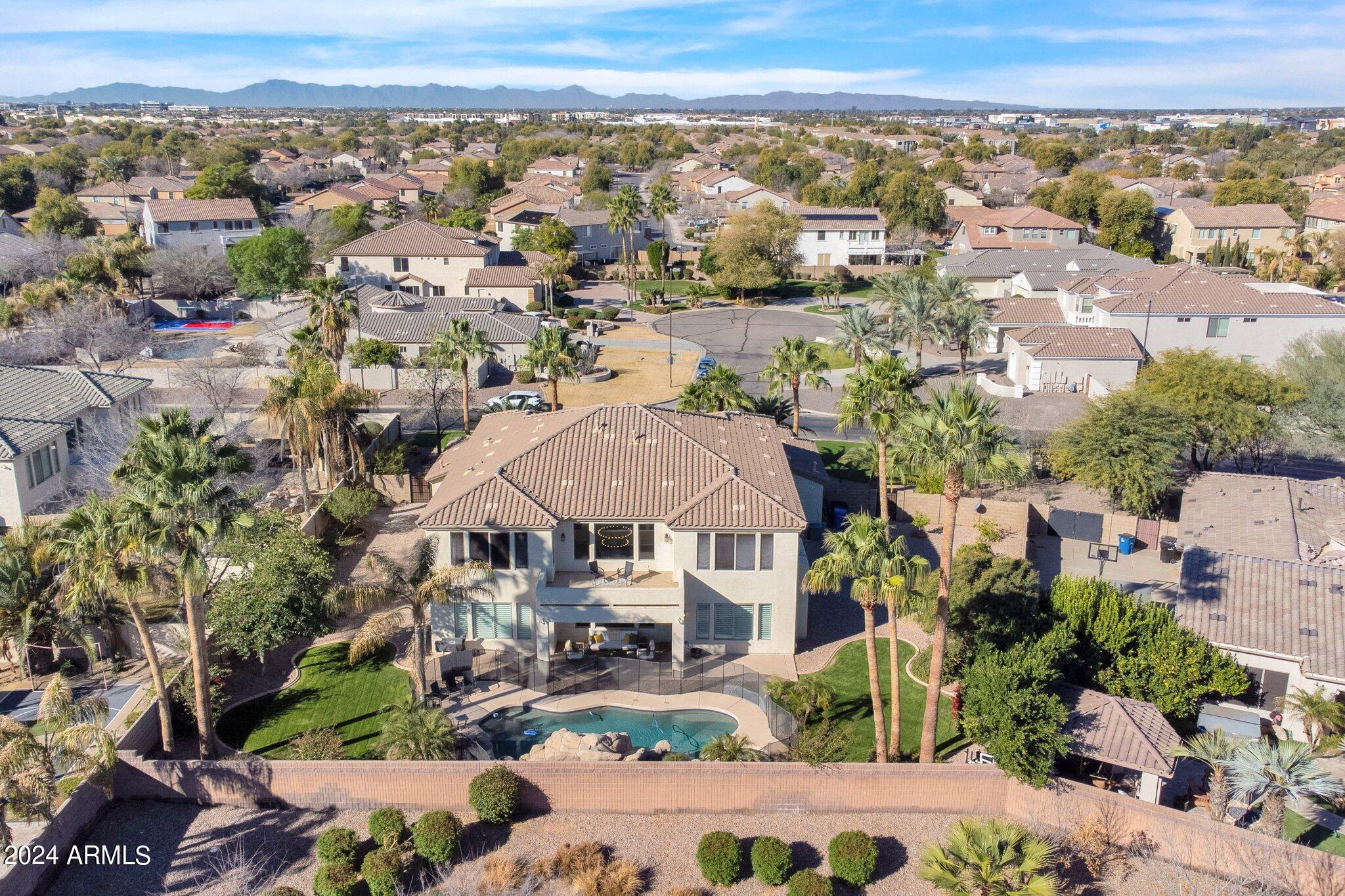 2517 S CONSTELLATION Way