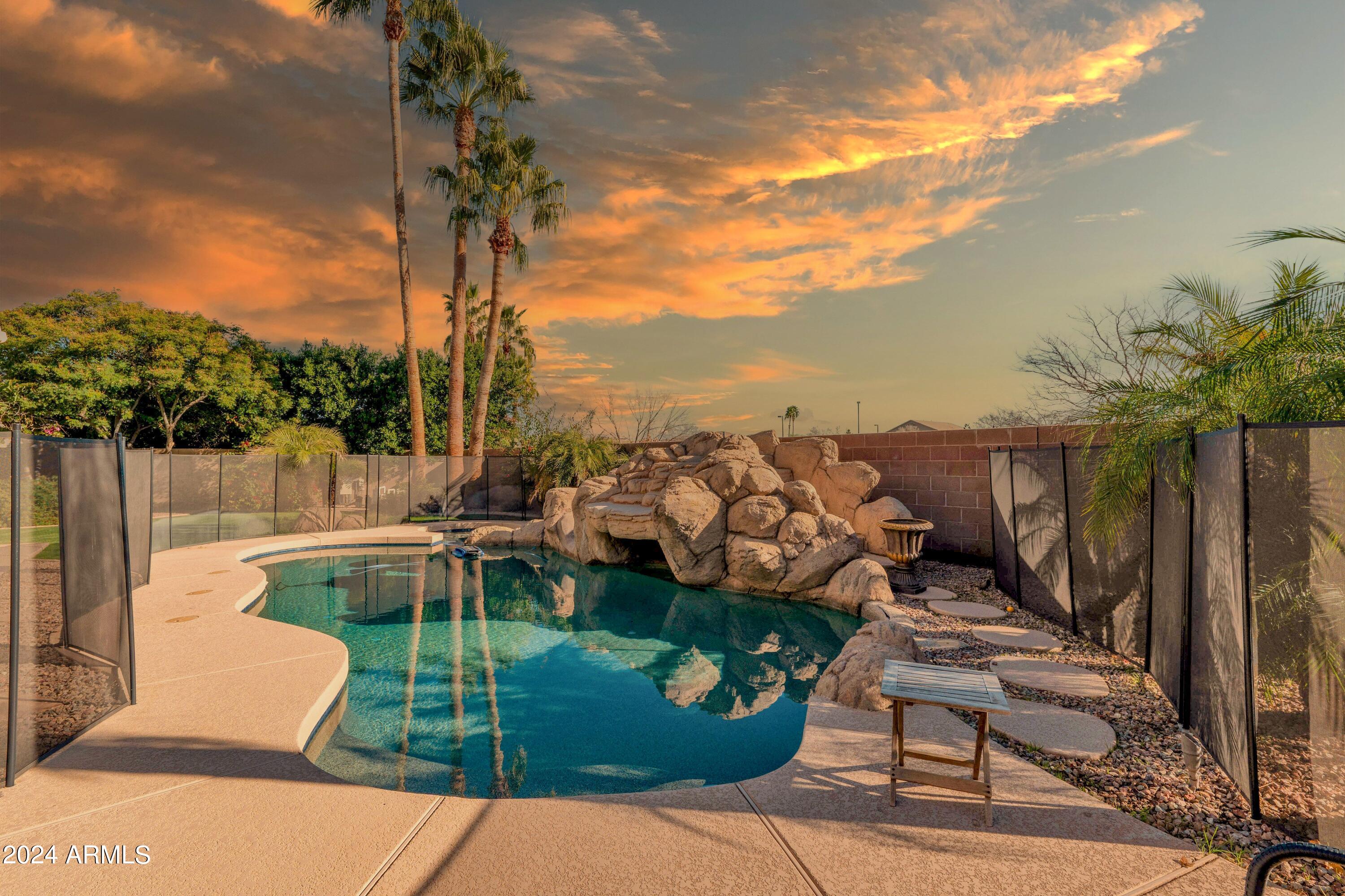 2517 S CONSTELLATION Way