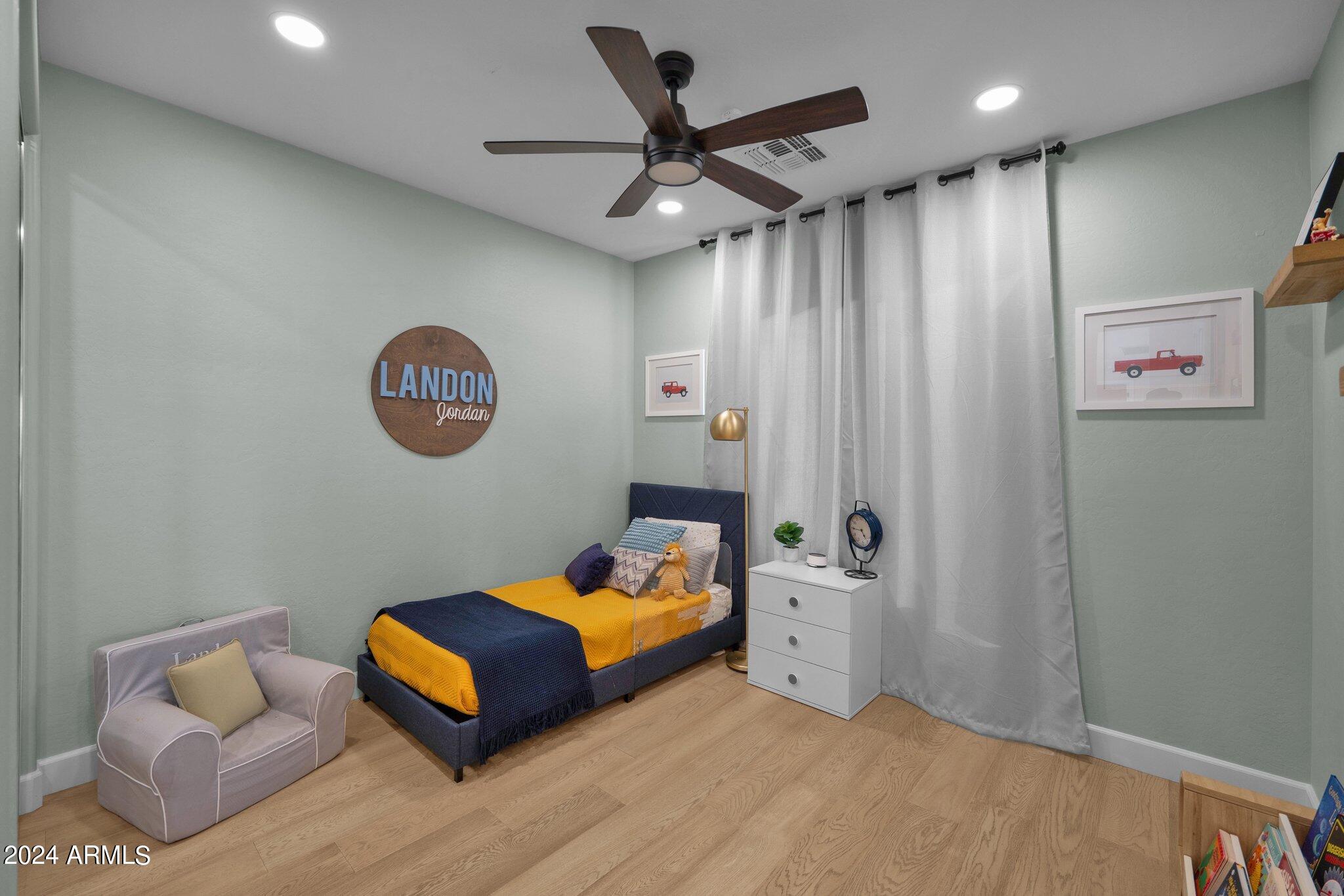 2517 S CONSTELLATION Way