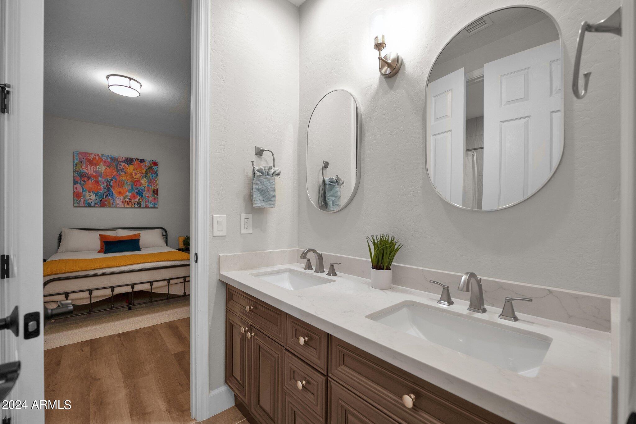 2517 S CONSTELLATION Way