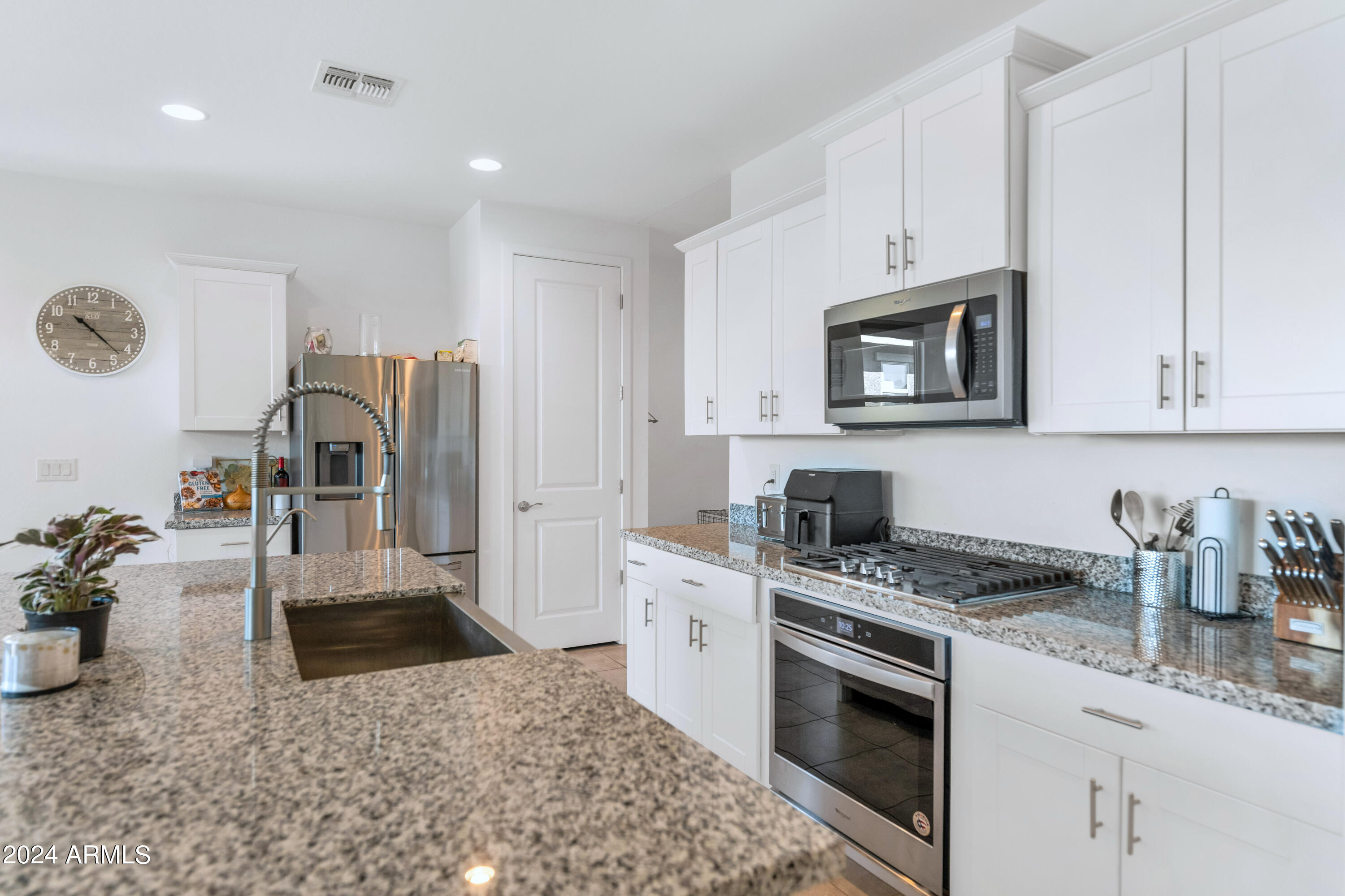 5629 W RAINWATER Drive