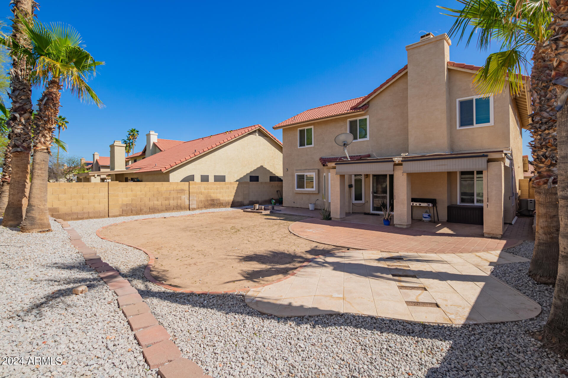 3614 E LONG LAKE Road