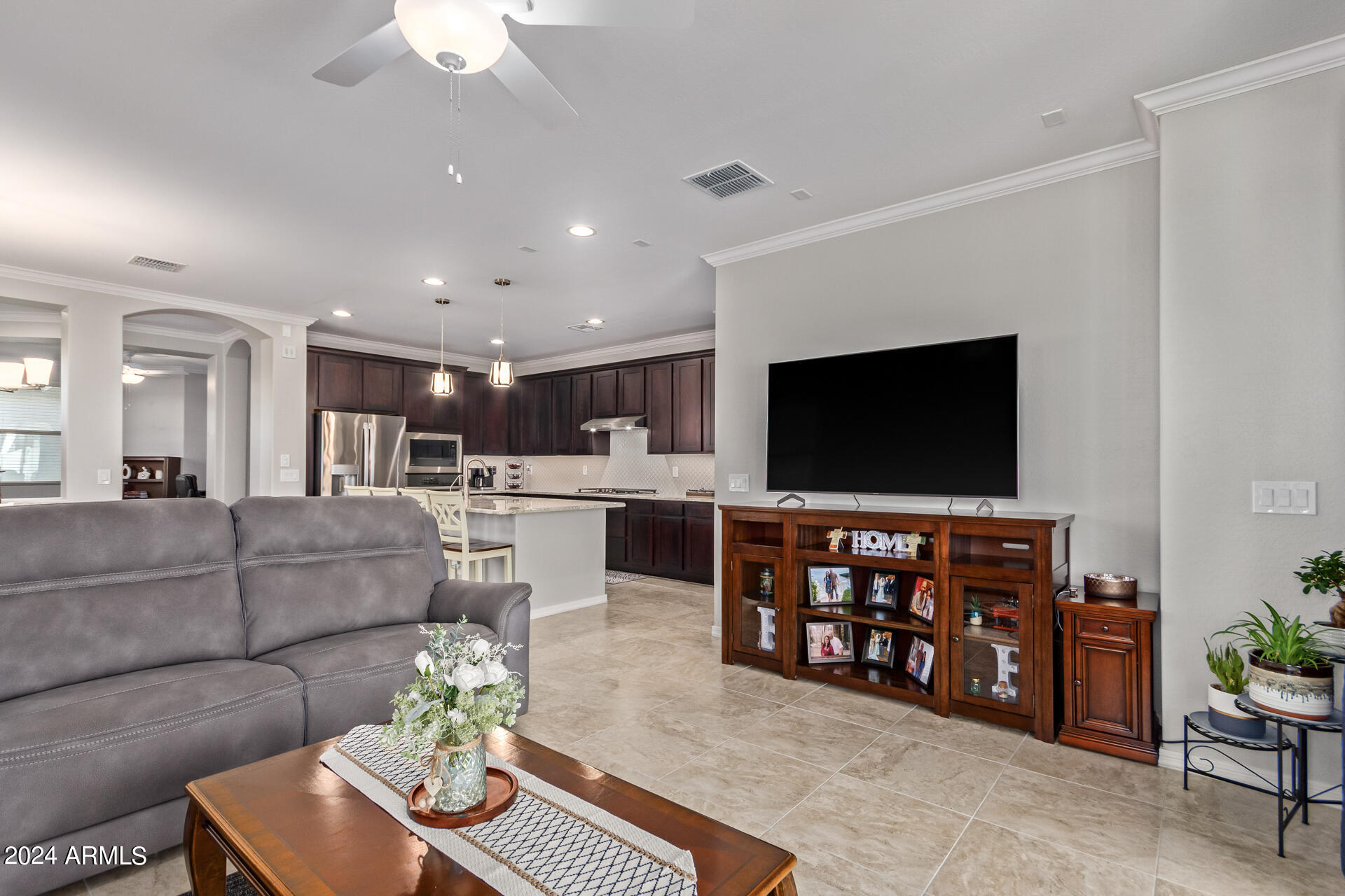 41373 W CARLISLE Lane