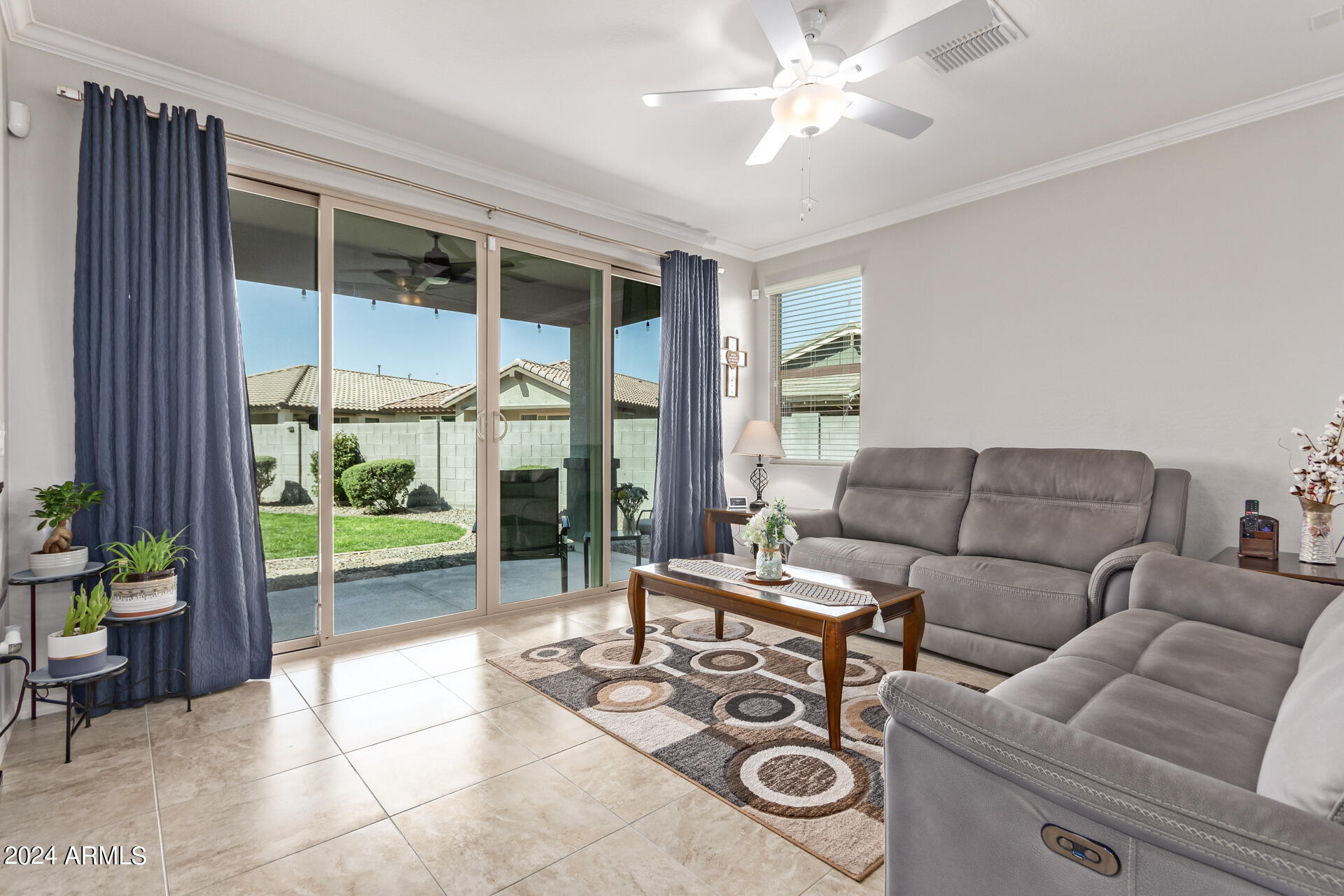 41373 W CARLISLE Lane
