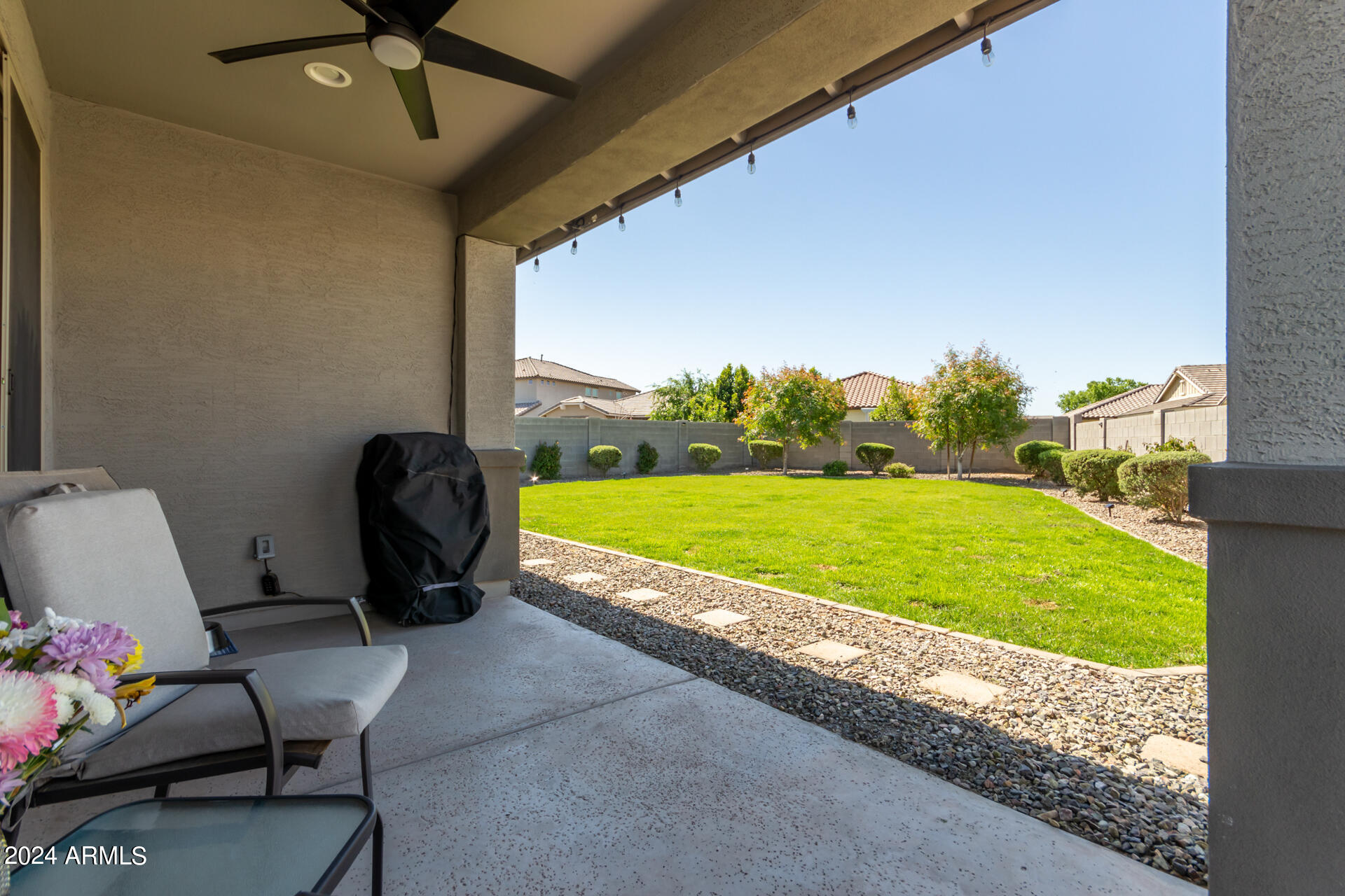 41373 W CARLISLE Lane