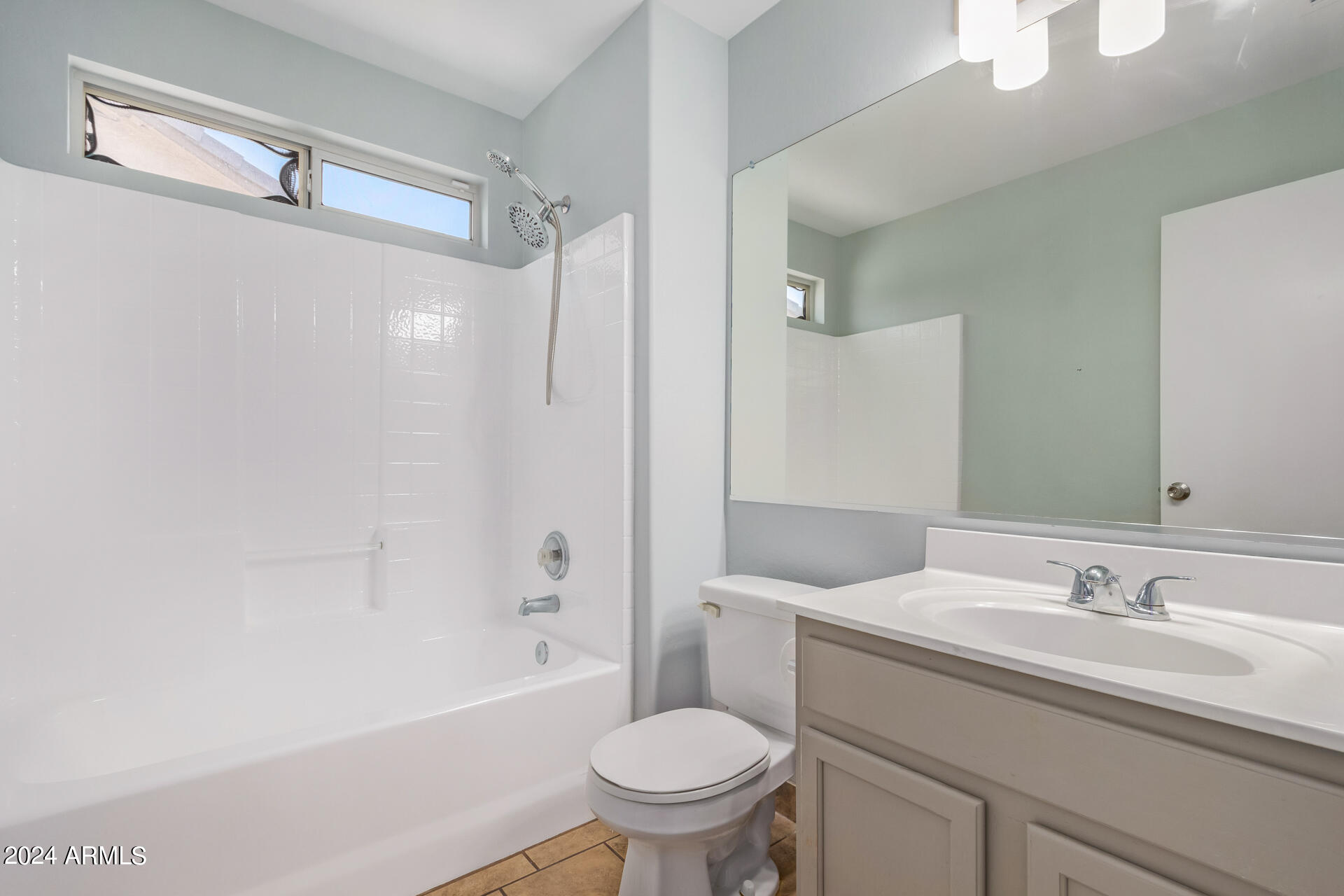530 S 104TH Street
