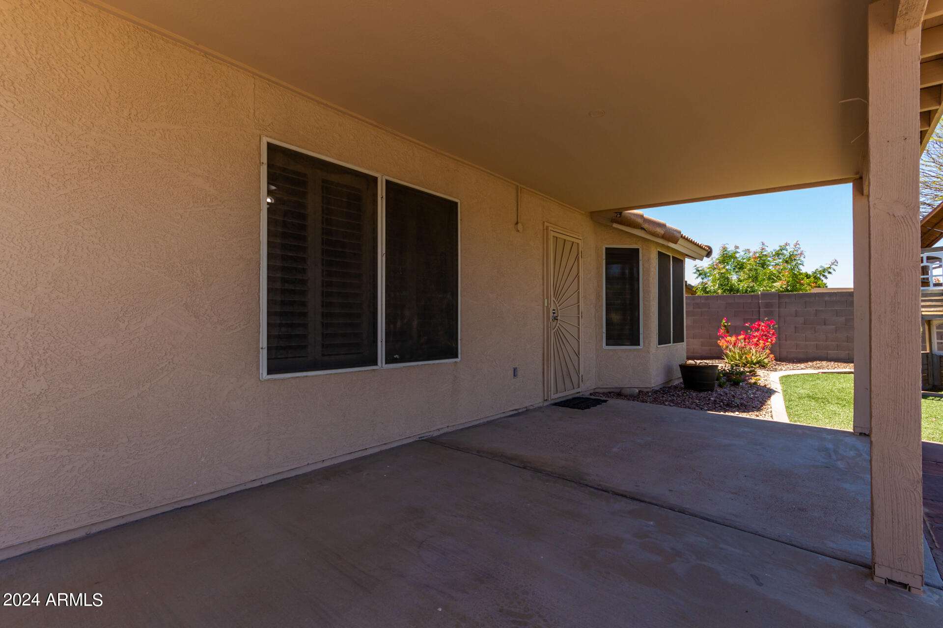 530 S 104TH Street