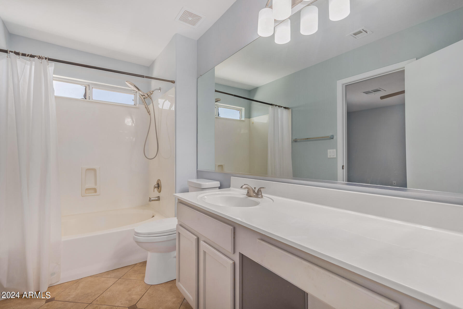 530 S 104TH Street