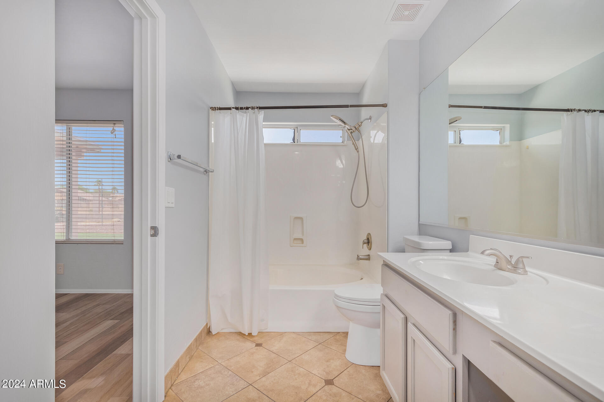 530 S 104TH Street