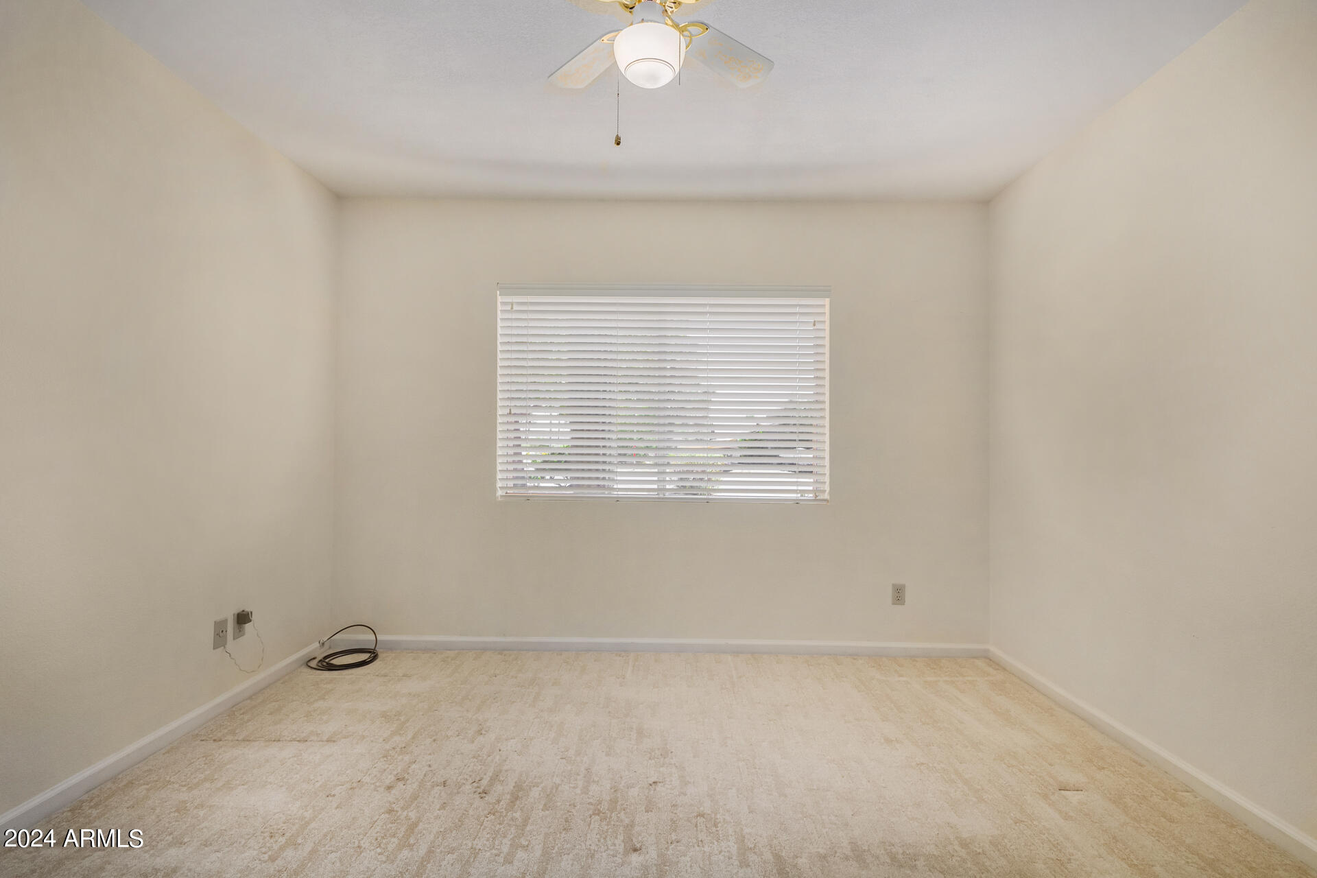 1138 E ACOMA Drive