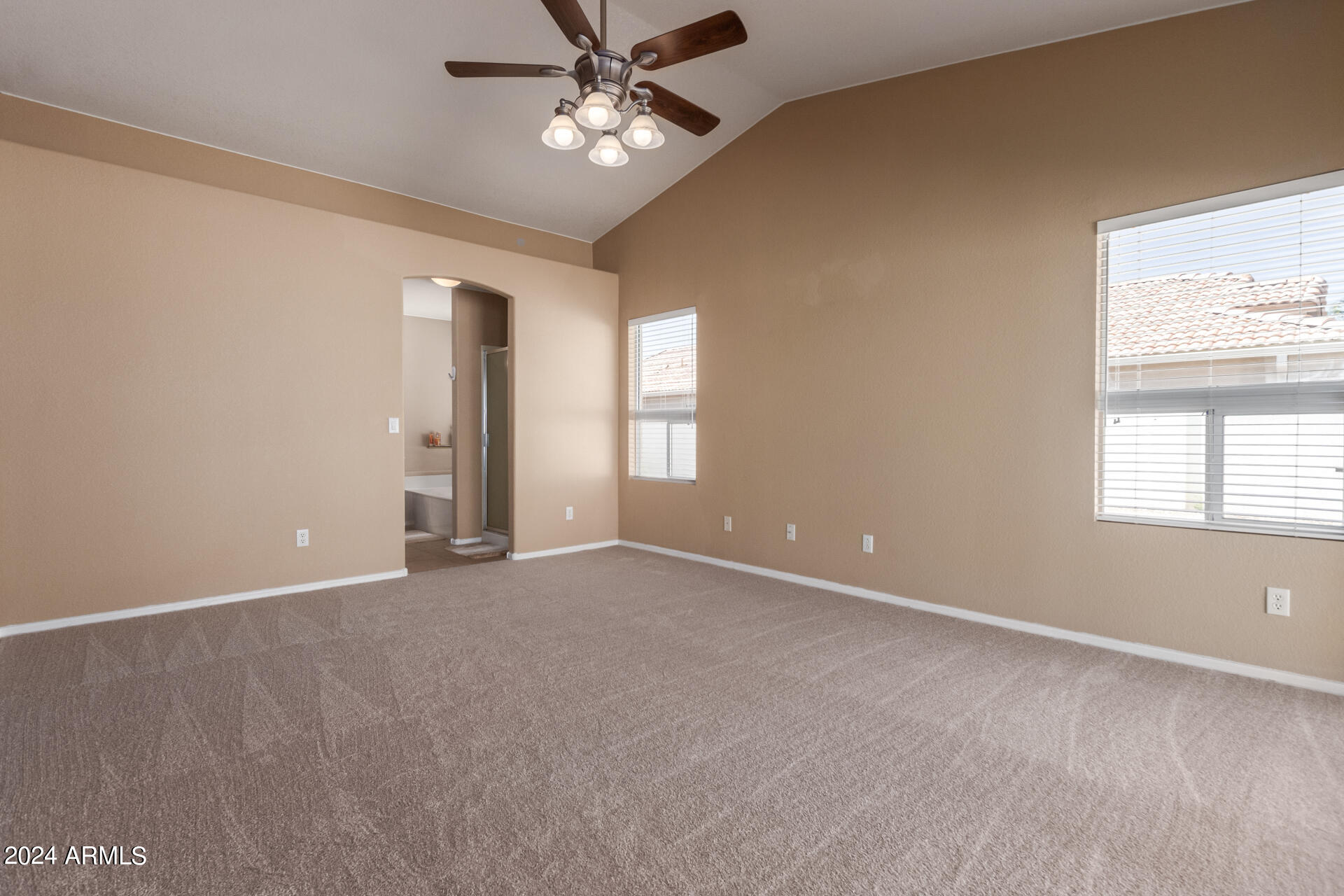 5252 W PONTIAC Drive
