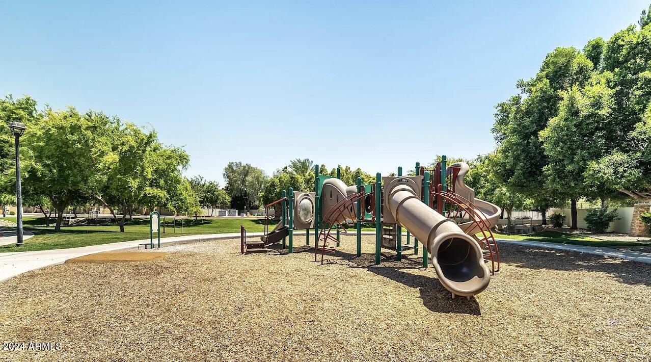 1367 S COUNTRY CLUB Drive, 1211