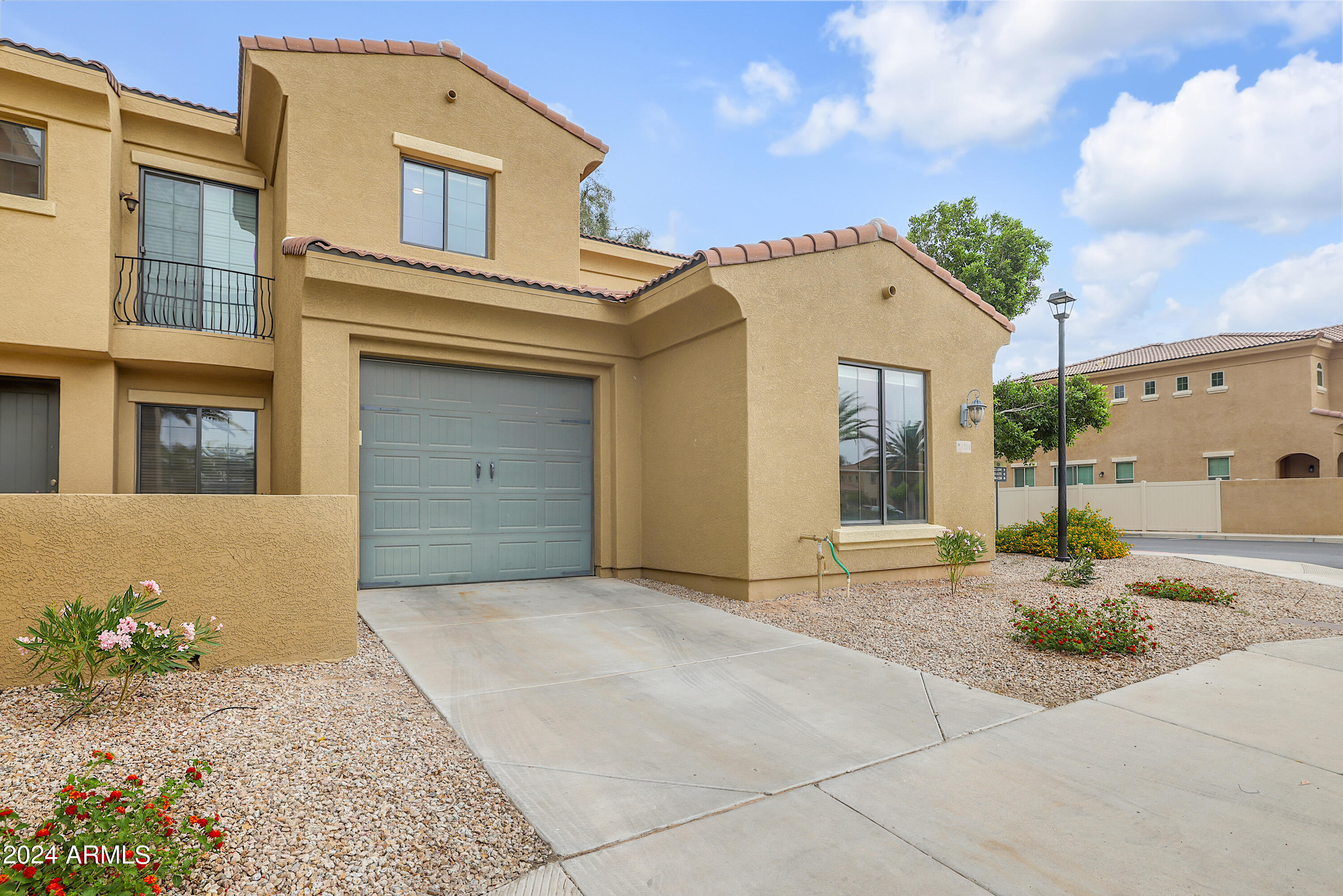 1367 S COUNTRY CLUB Drive, 1211