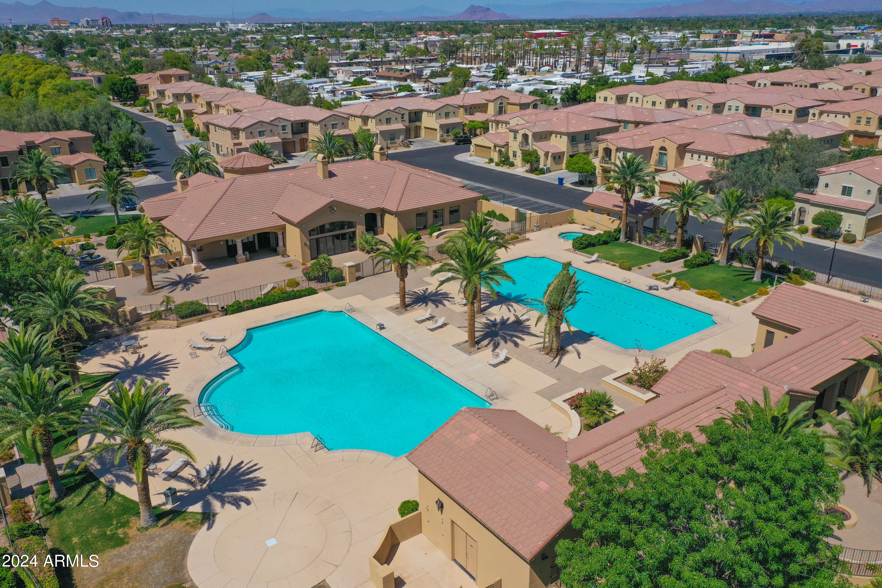 1367 S COUNTRY CLUB Drive, 1211