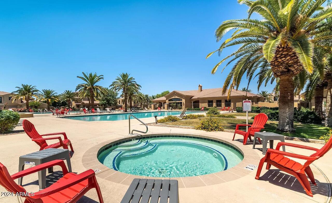 1367 S COUNTRY CLUB Drive, 1211