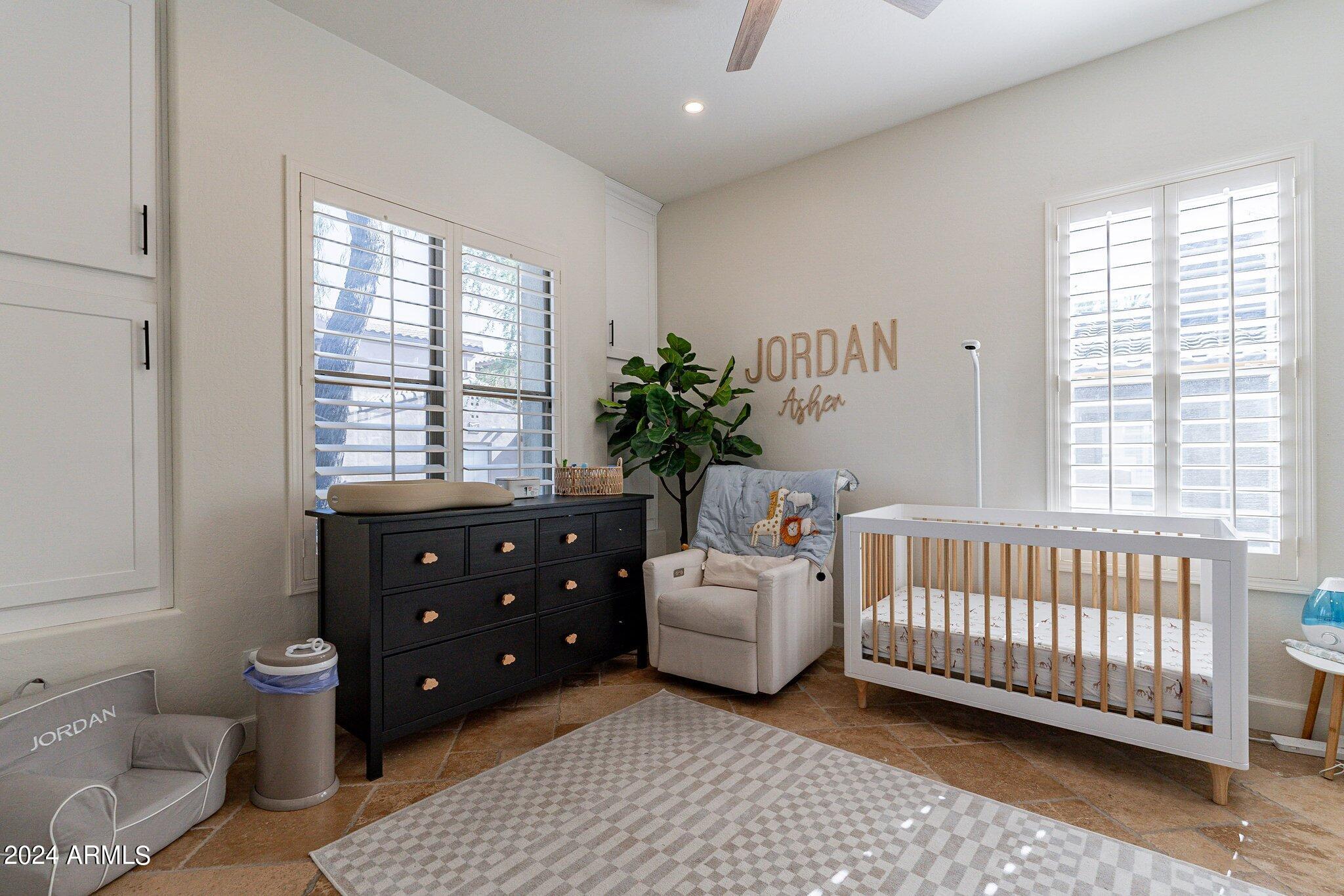 20802 N GRAYHAWK Drive, 1185