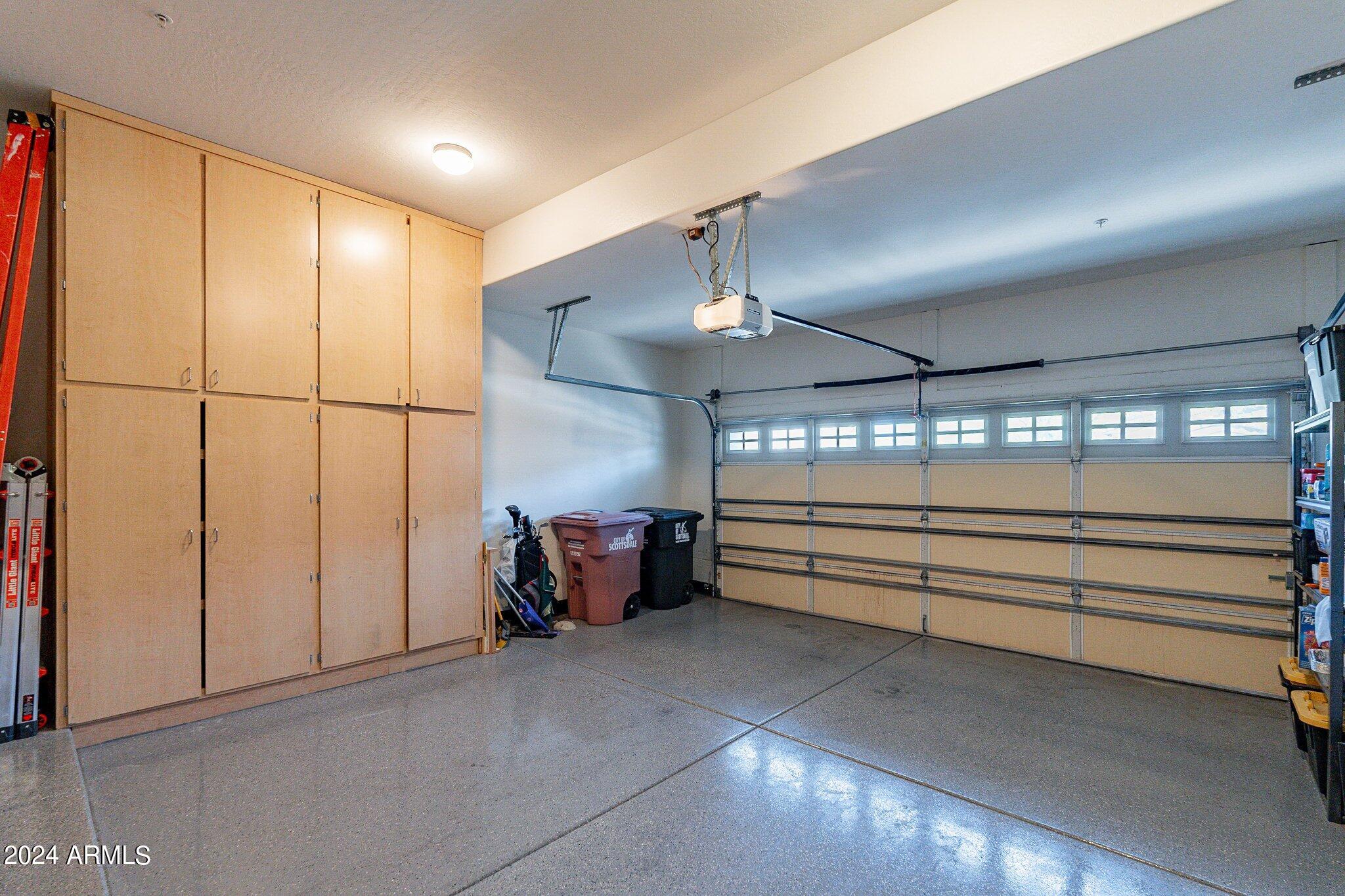 20802 N GRAYHAWK Drive, 1185