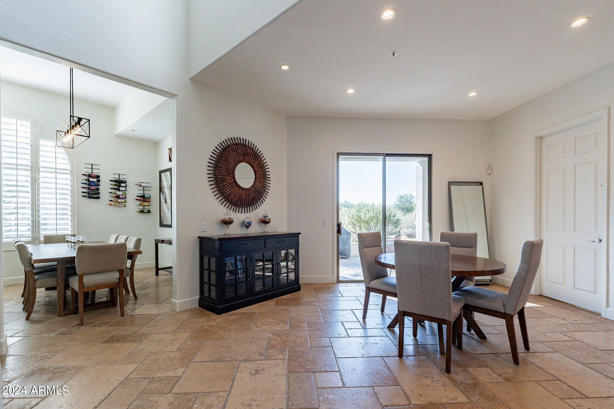 20802 N GRAYHAWK Drive, 1185