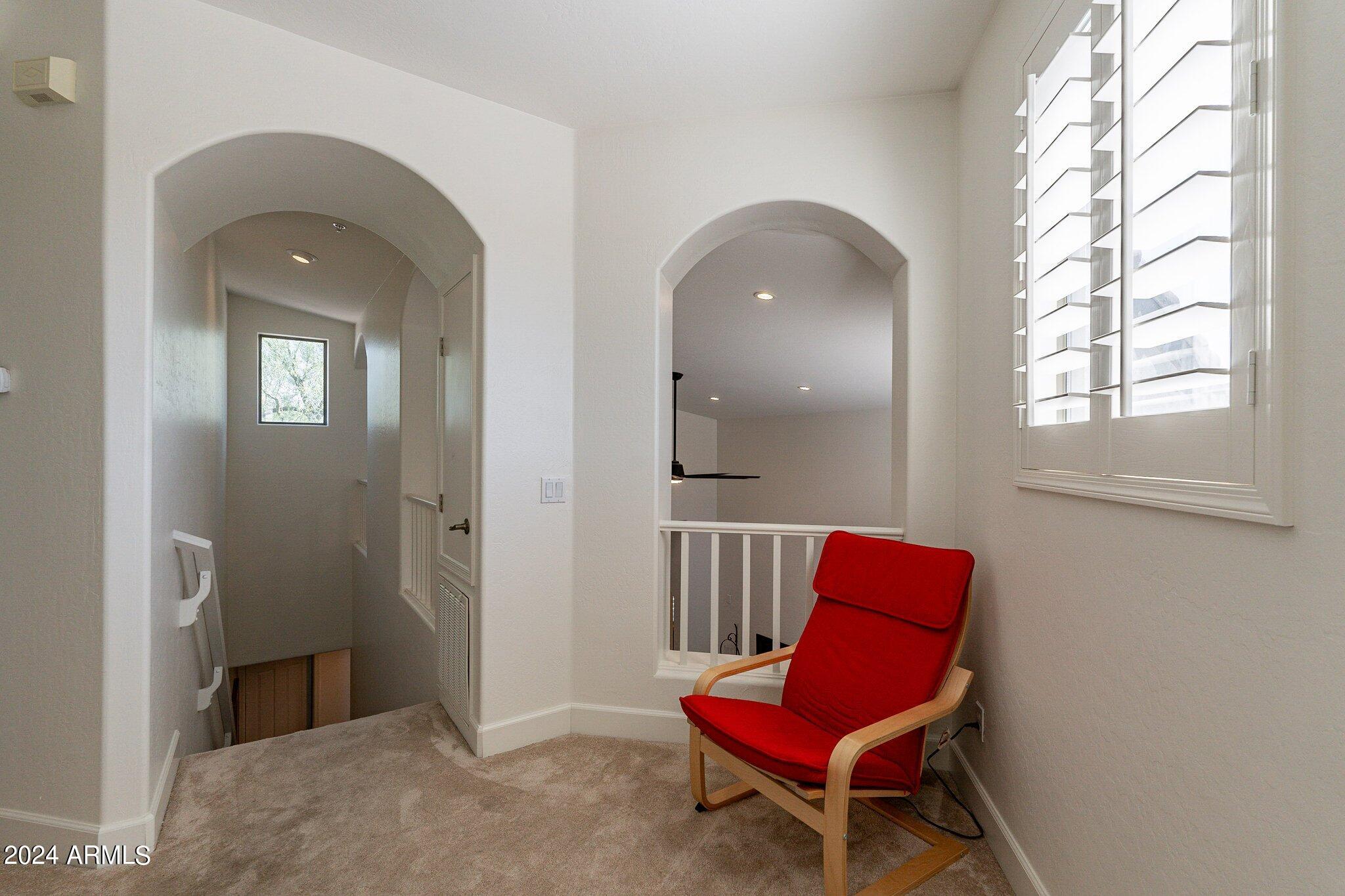 20802 N GRAYHAWK Drive, 1185