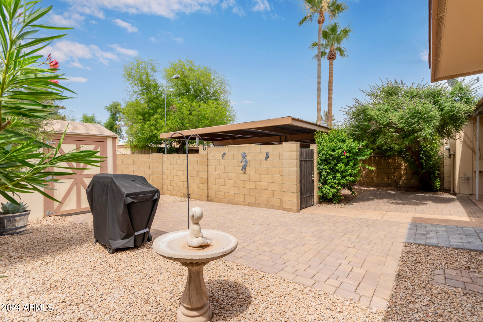 2120 E VILLA Court