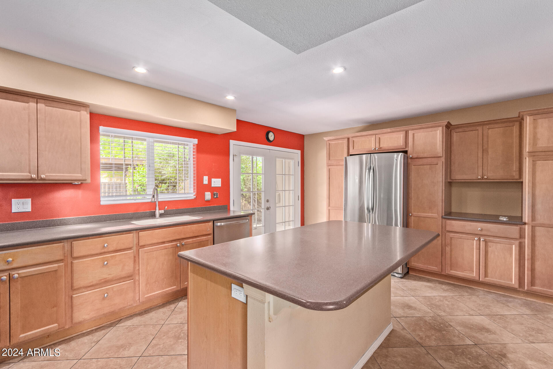 2120 E VILLA Court