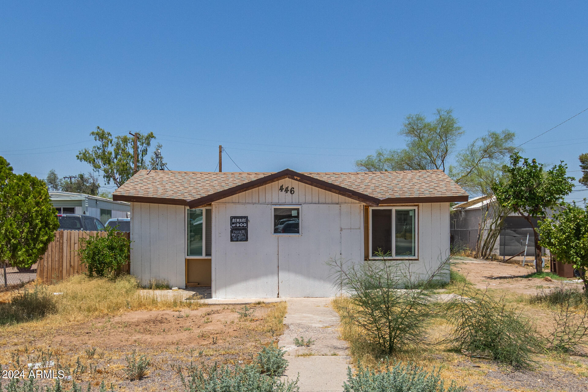 446 W BEALEY Avenue