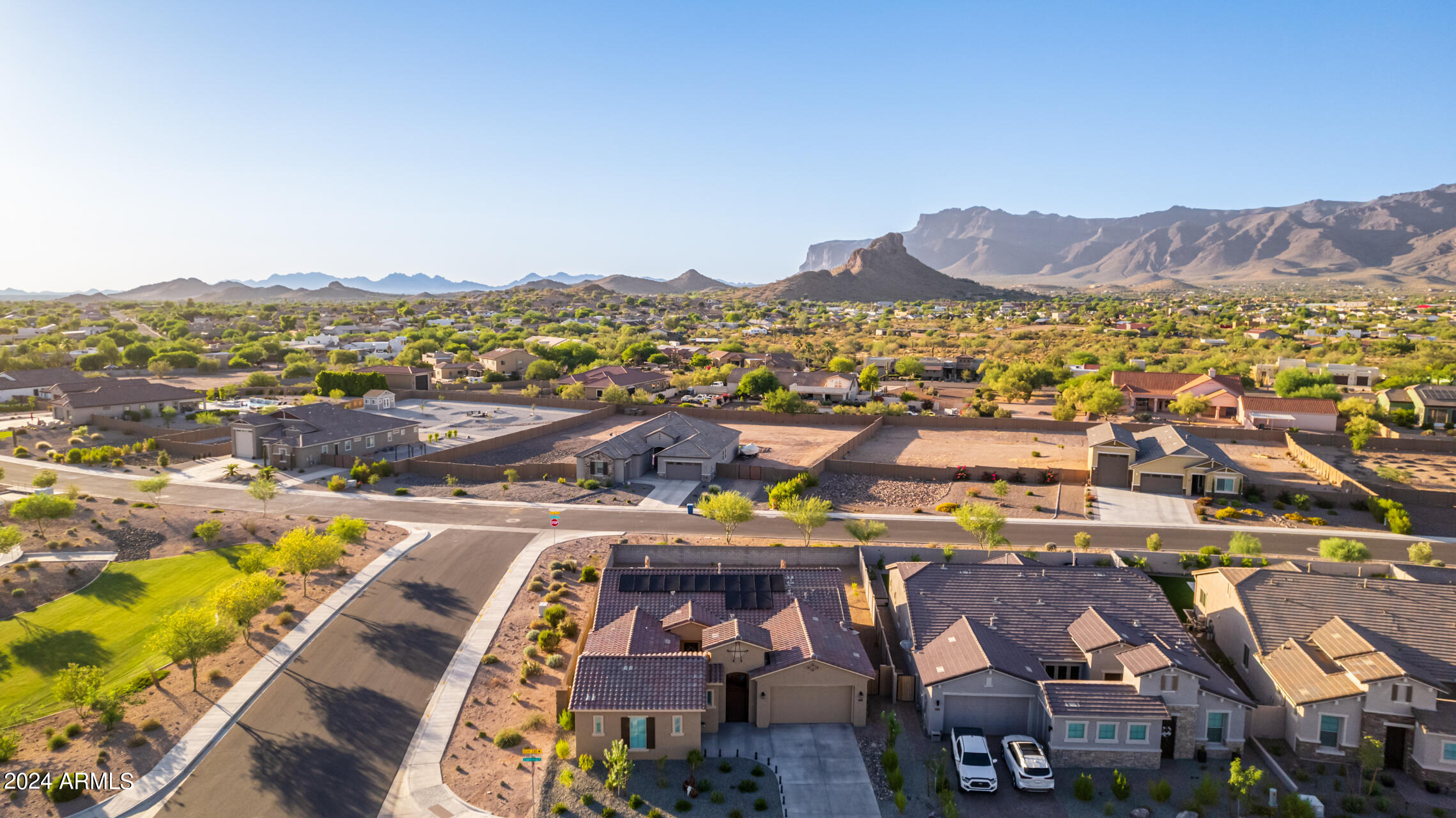 11716 E CROOKED CREEK Place