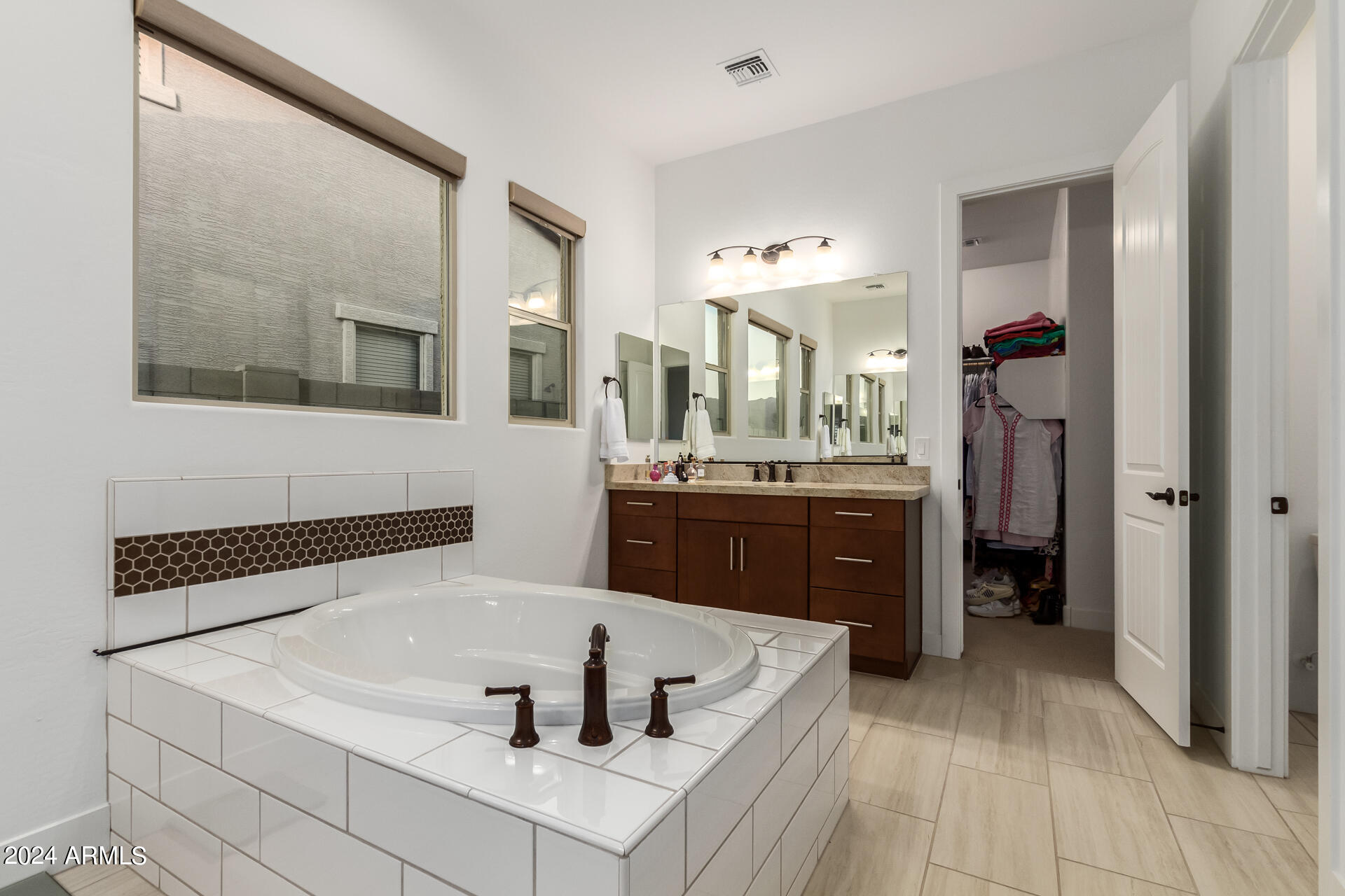 11716 E CROOKED CREEK Place