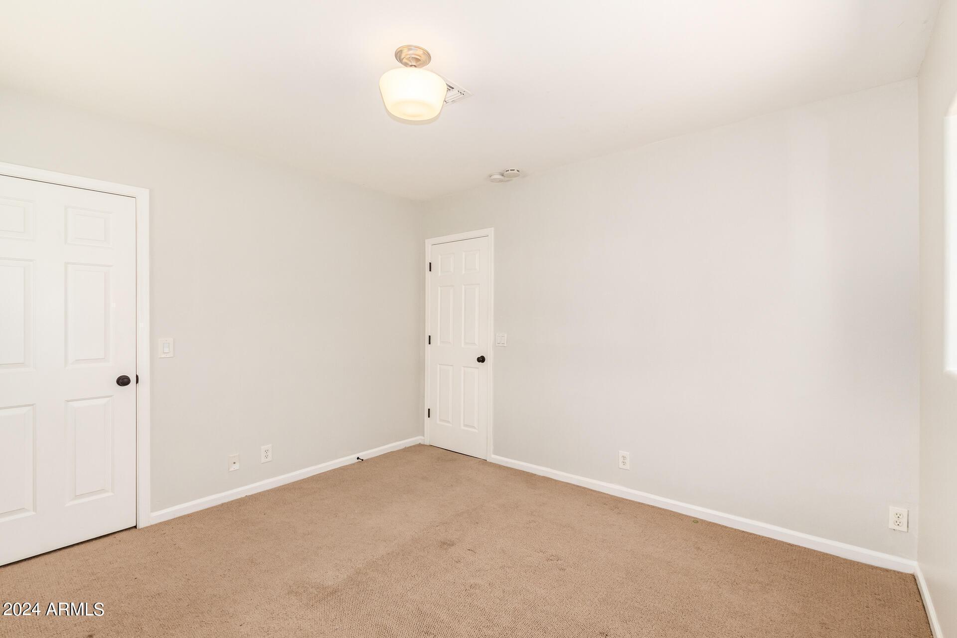 4128 N 46TH Place