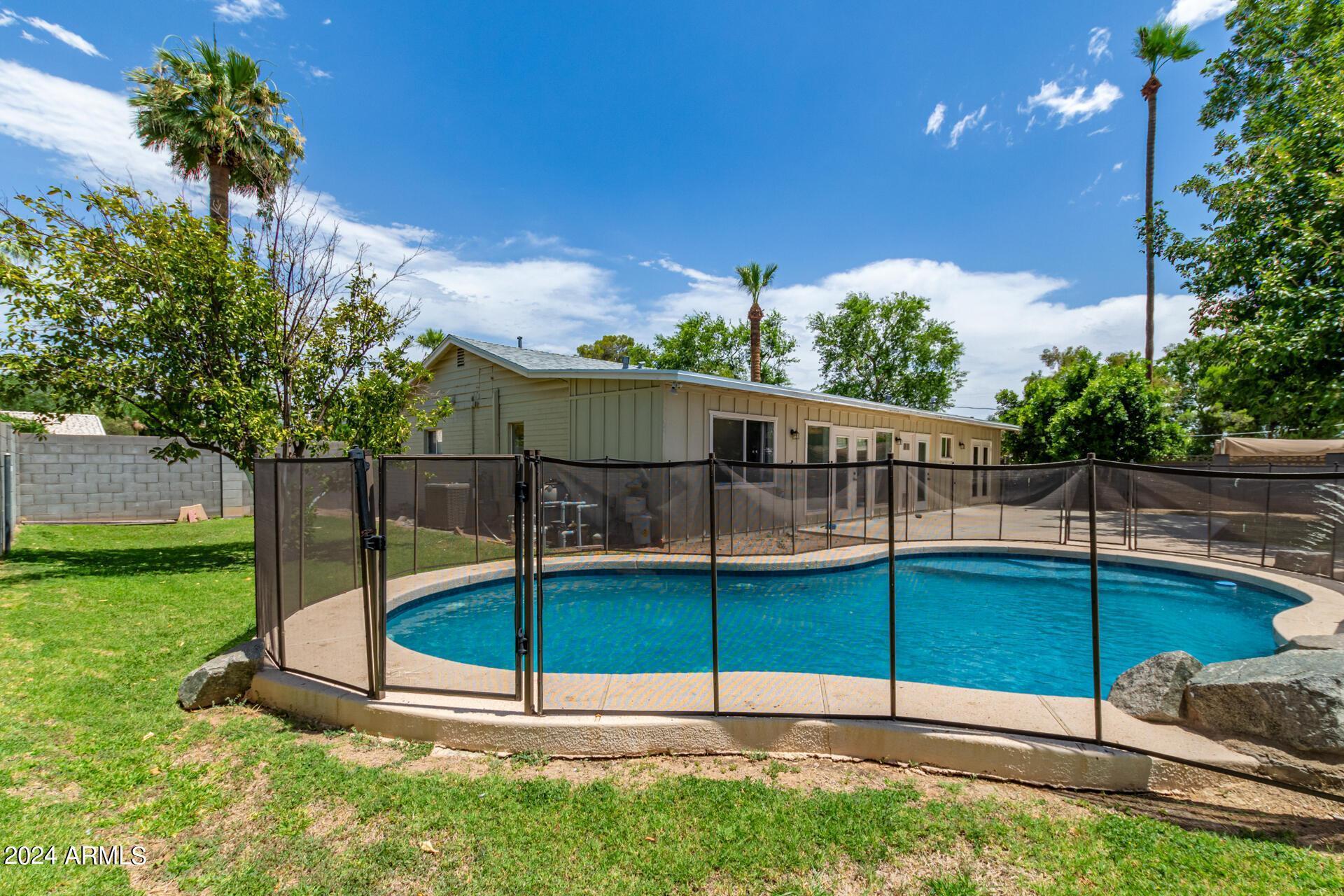4128 N 46TH Place