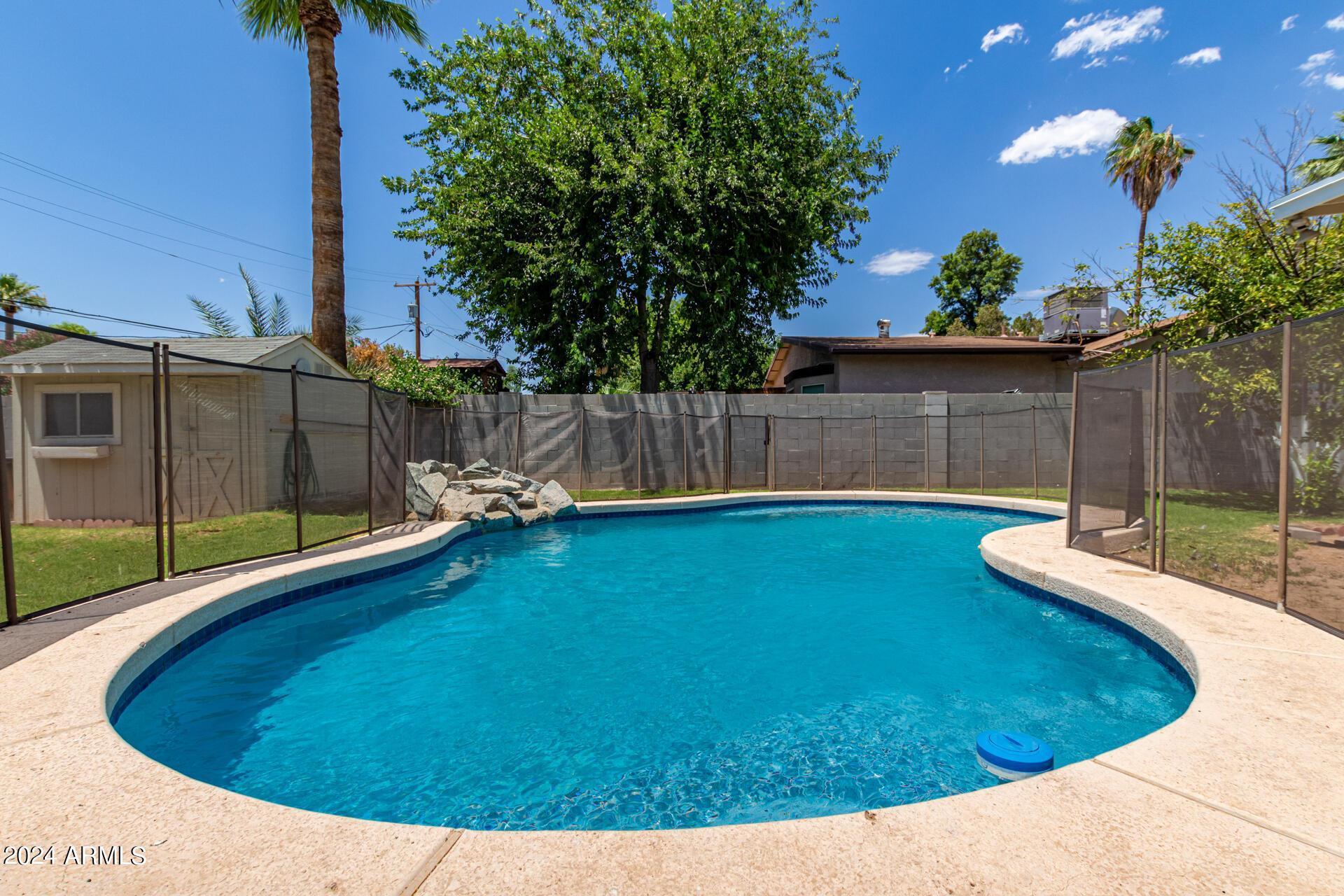 4128 N 46TH Place