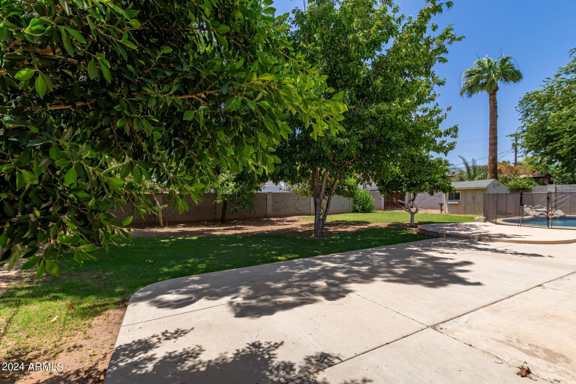 4128 N 46TH Place