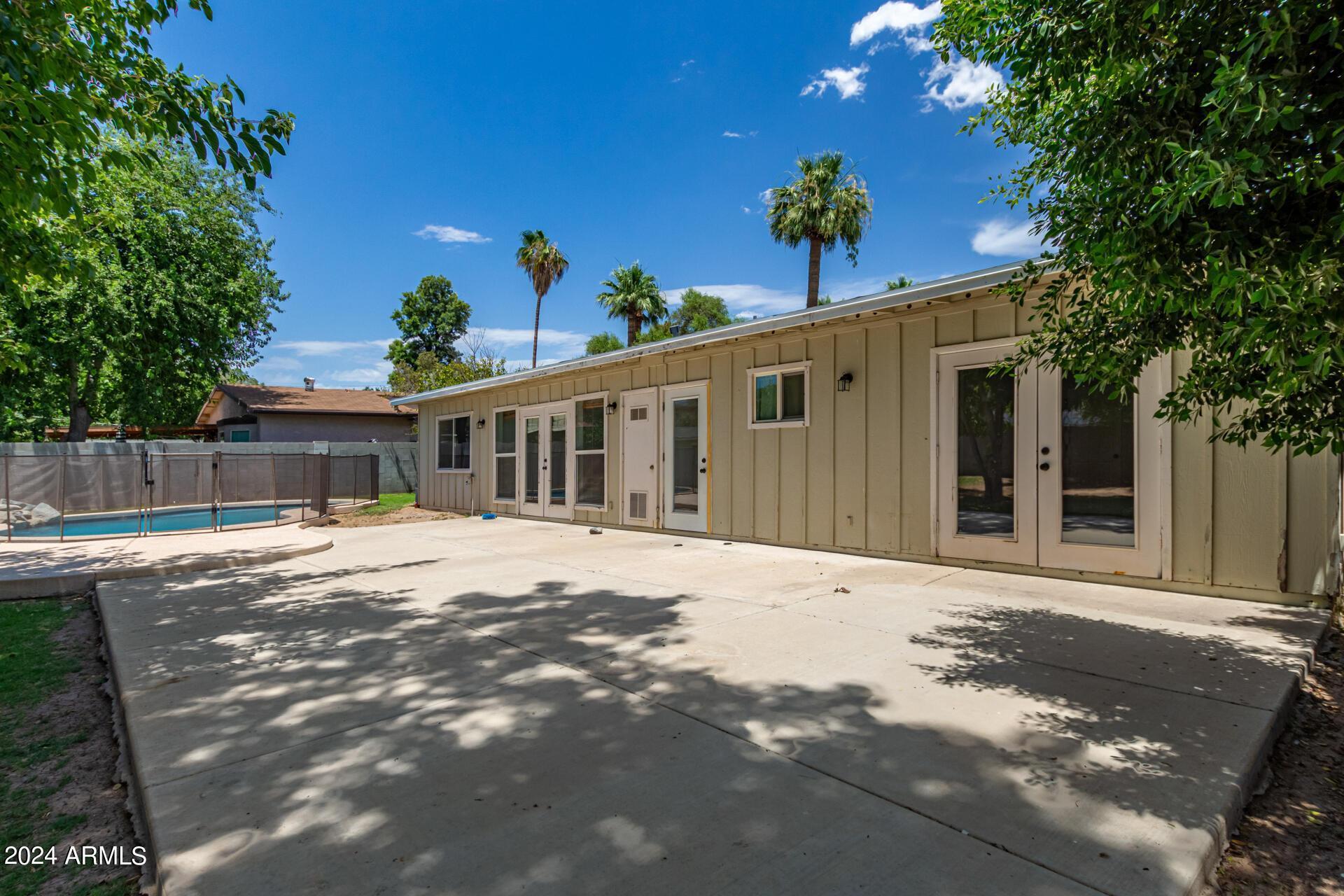 4128 N 46TH Place