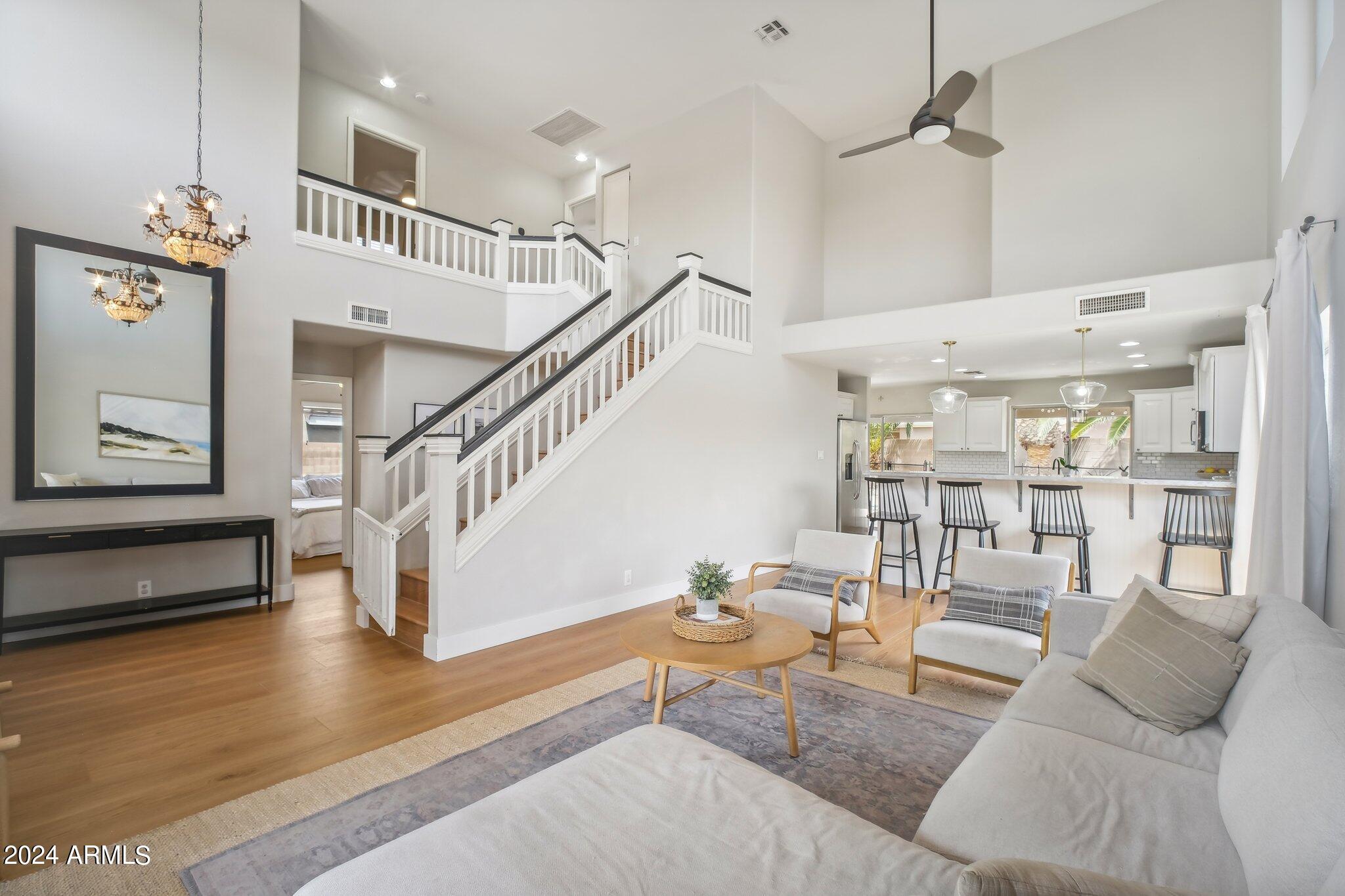 3364 E MENADOTA Drive