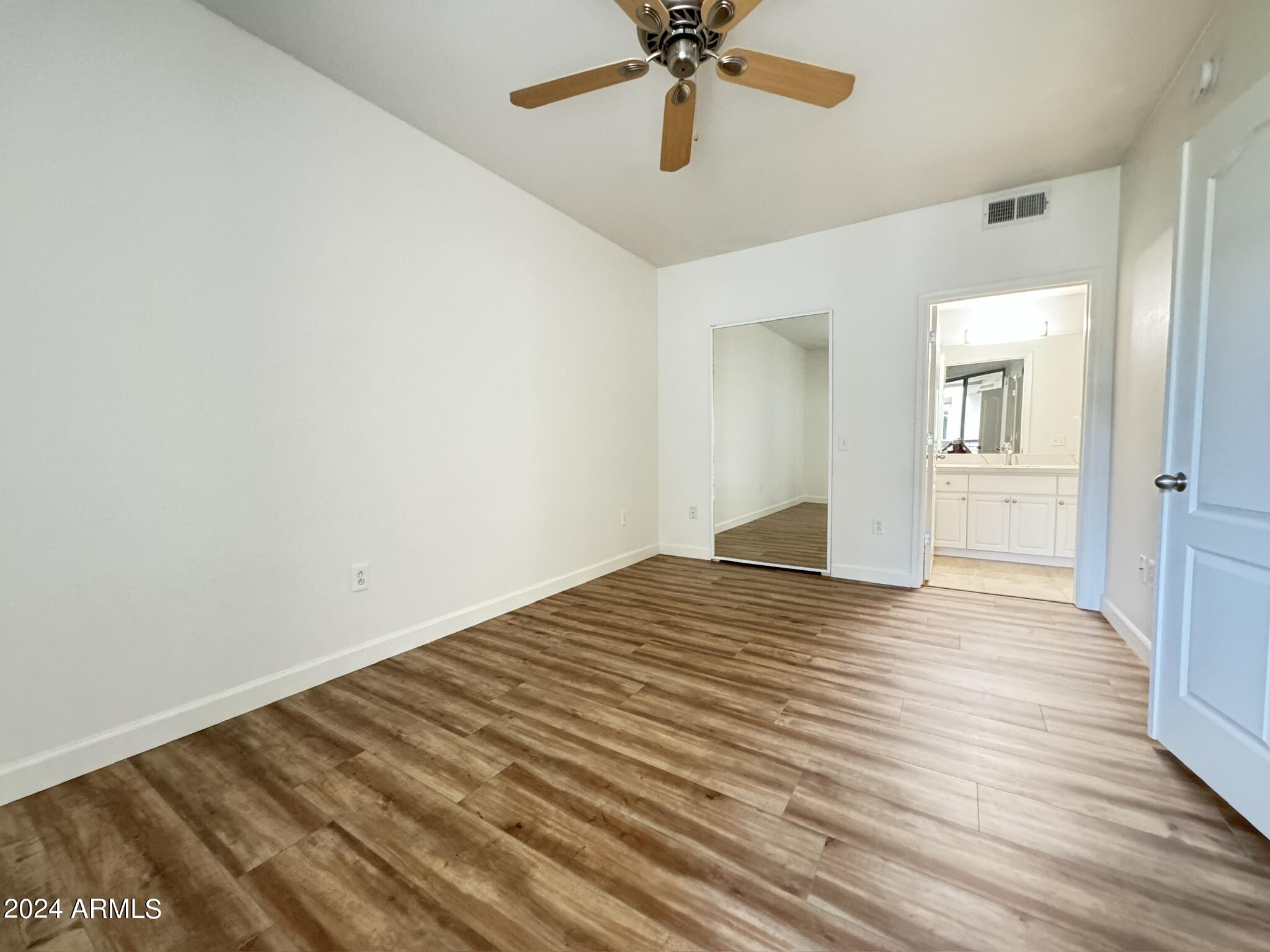 1701 E COLTER Street, 437