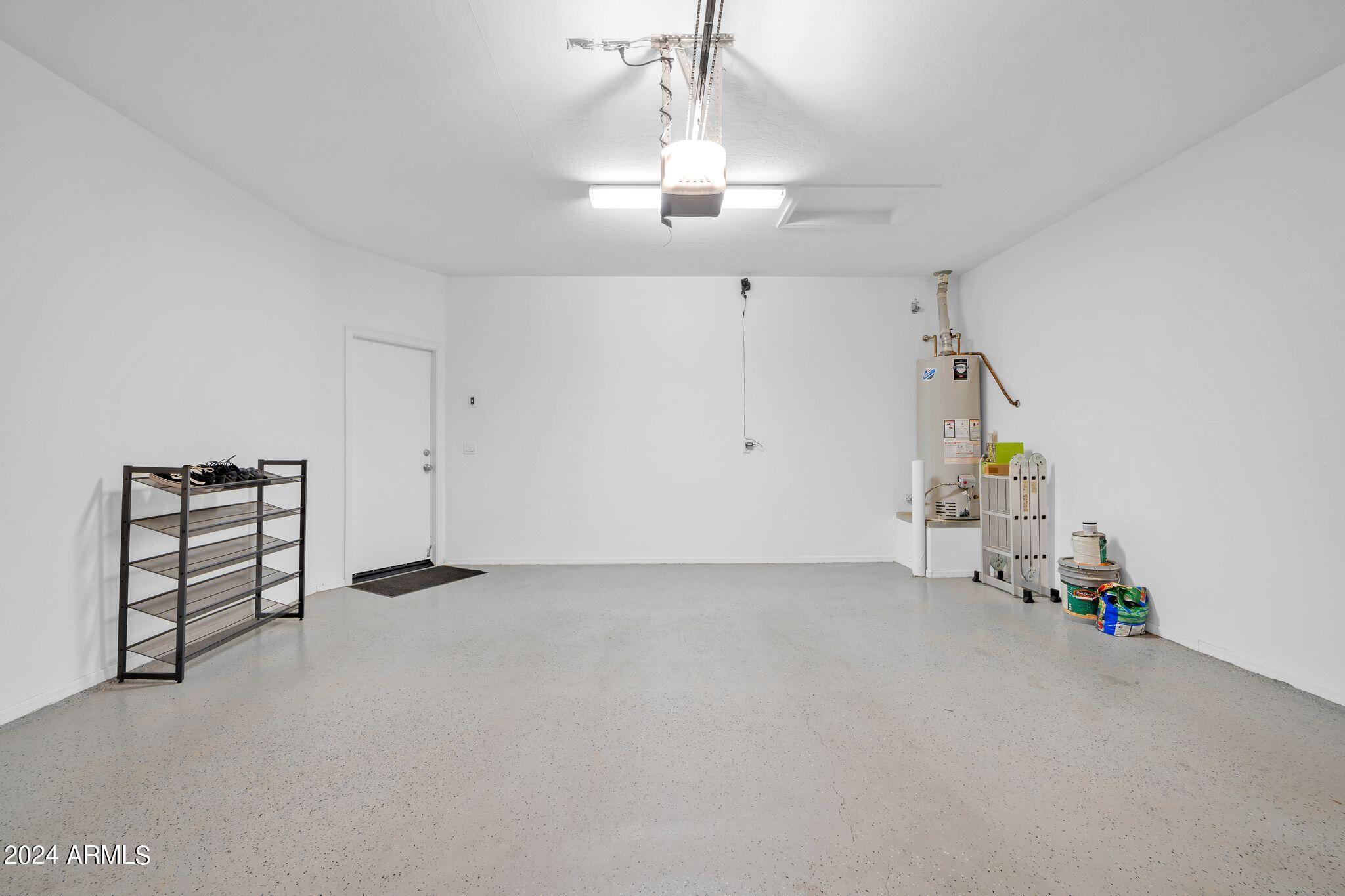 13033 W SWEETWATER Avenue
