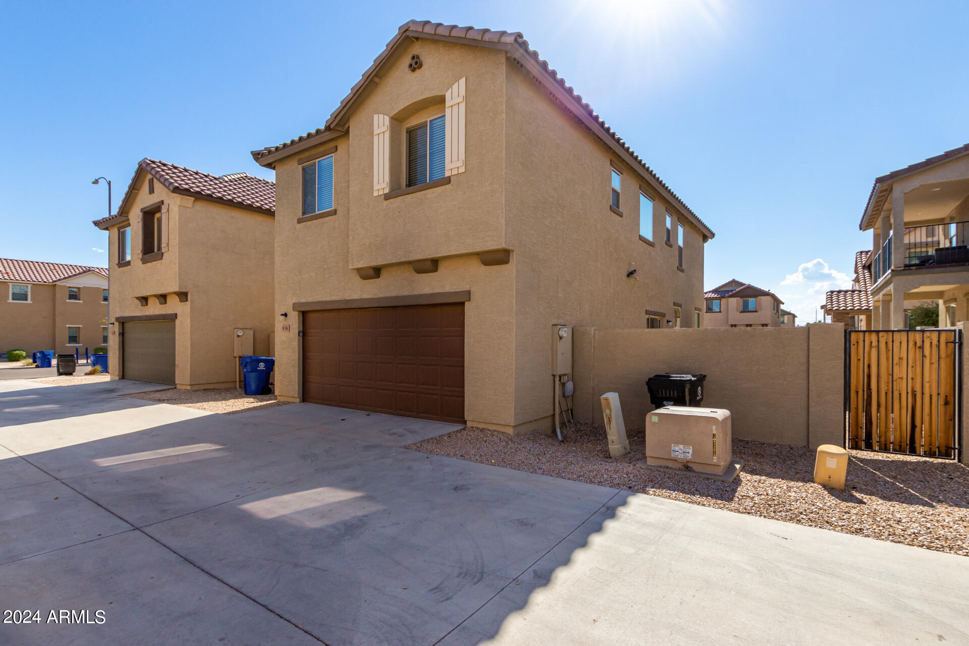 836 E AGUA FRIA Lane