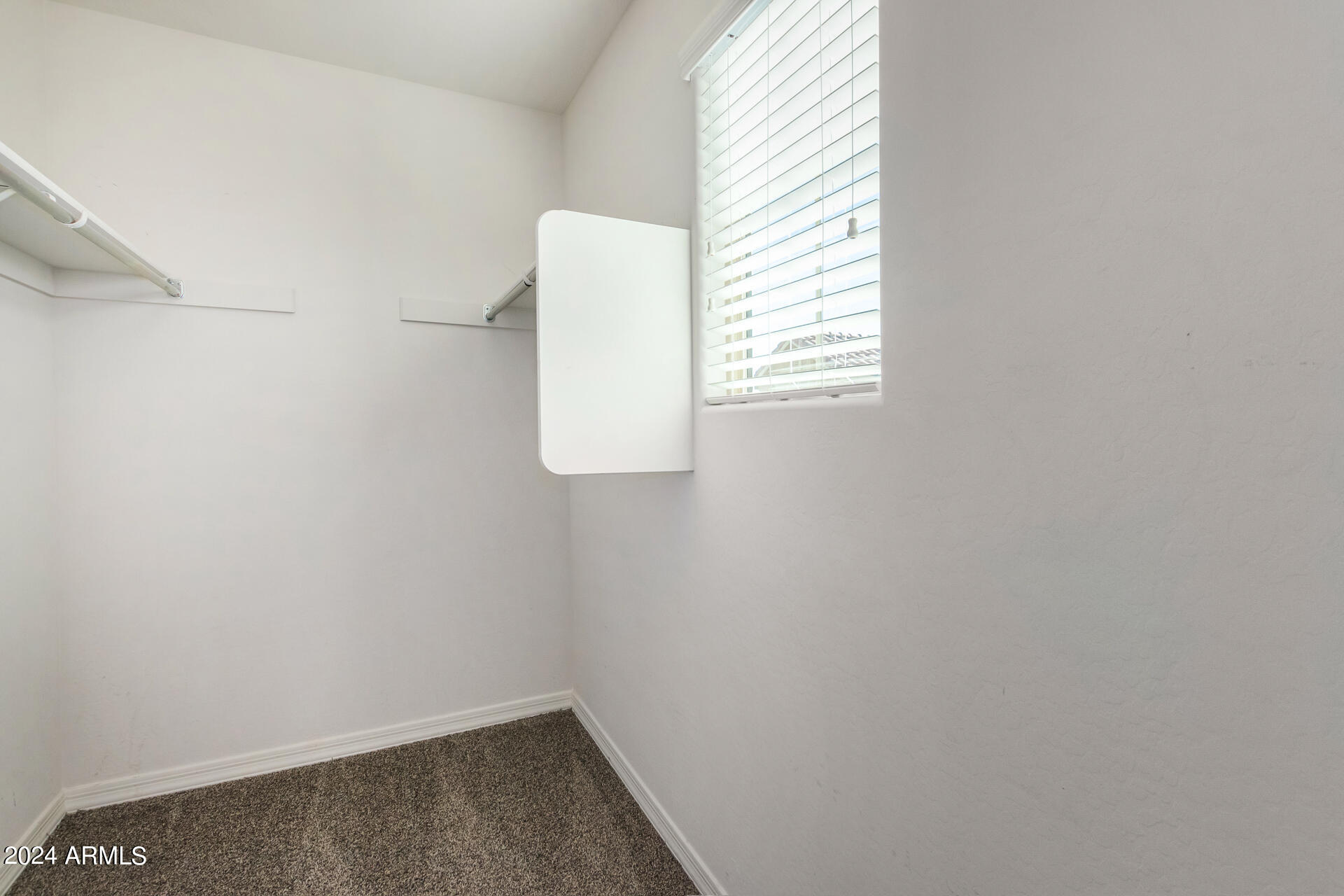 836 E AGUA FRIA Lane