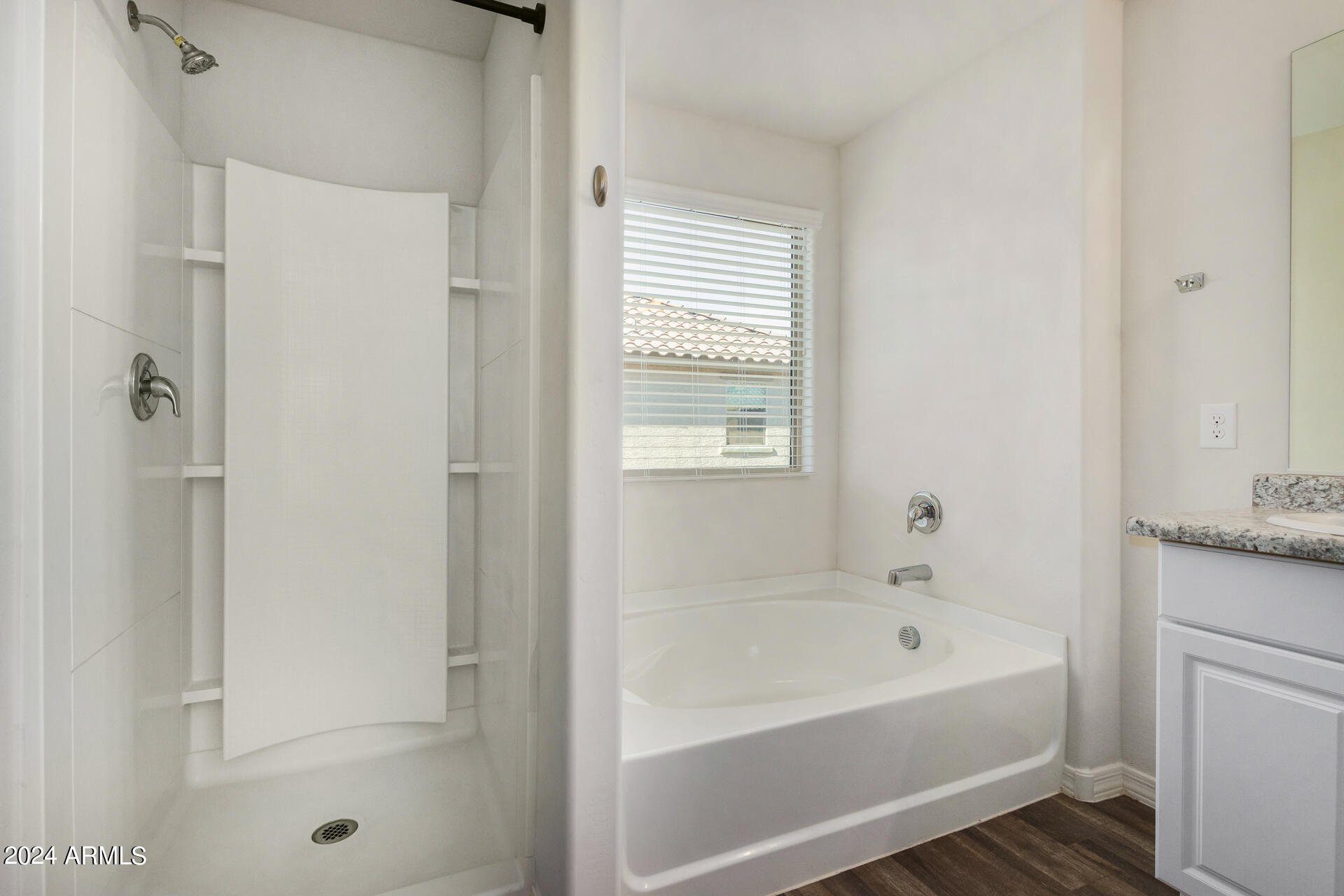 836 E AGUA FRIA Lane
