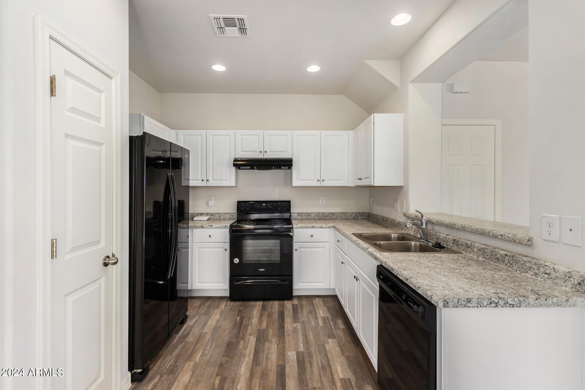 836 E AGUA FRIA Lane