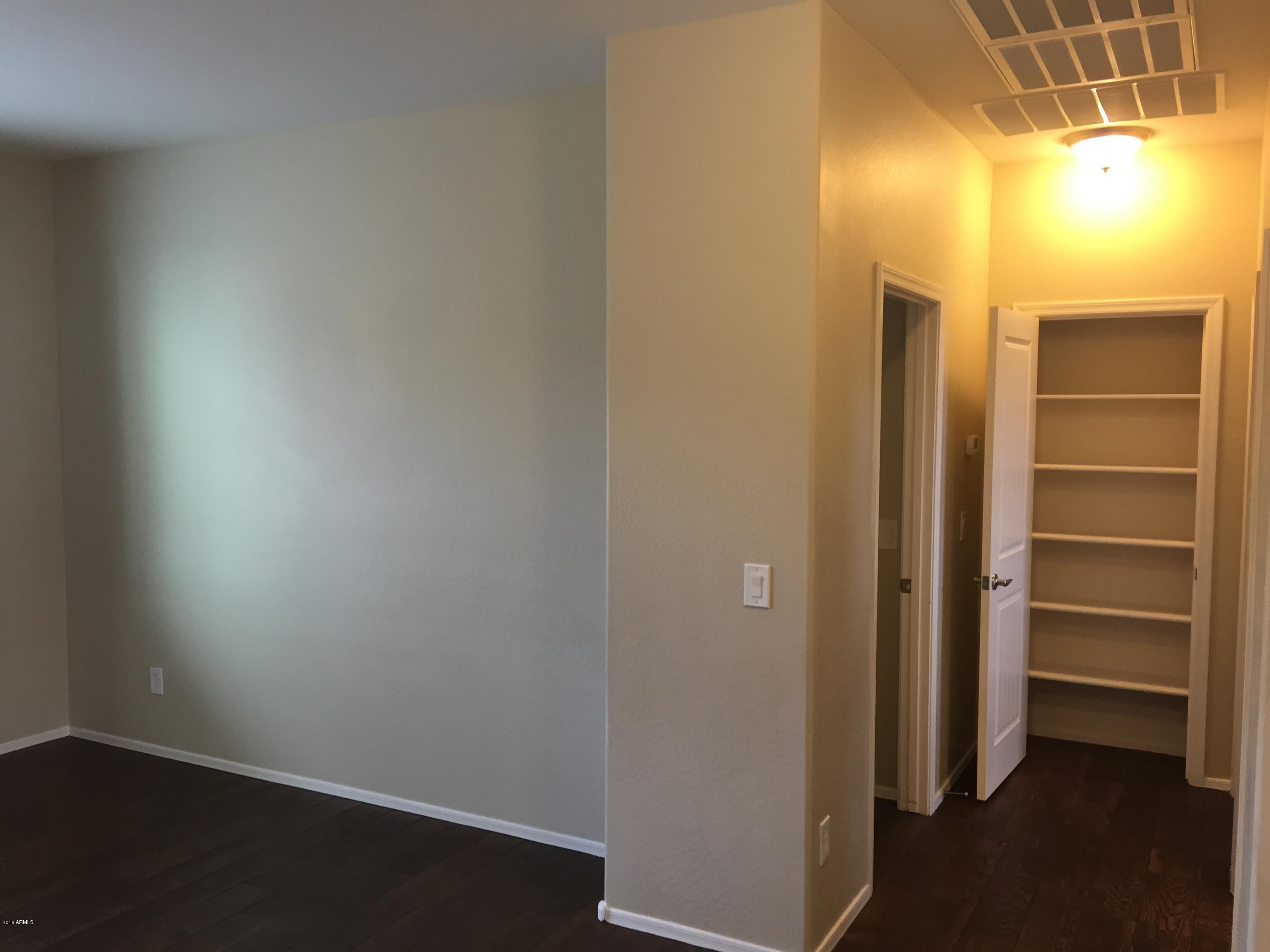 1691 E DUBOIS Avenue