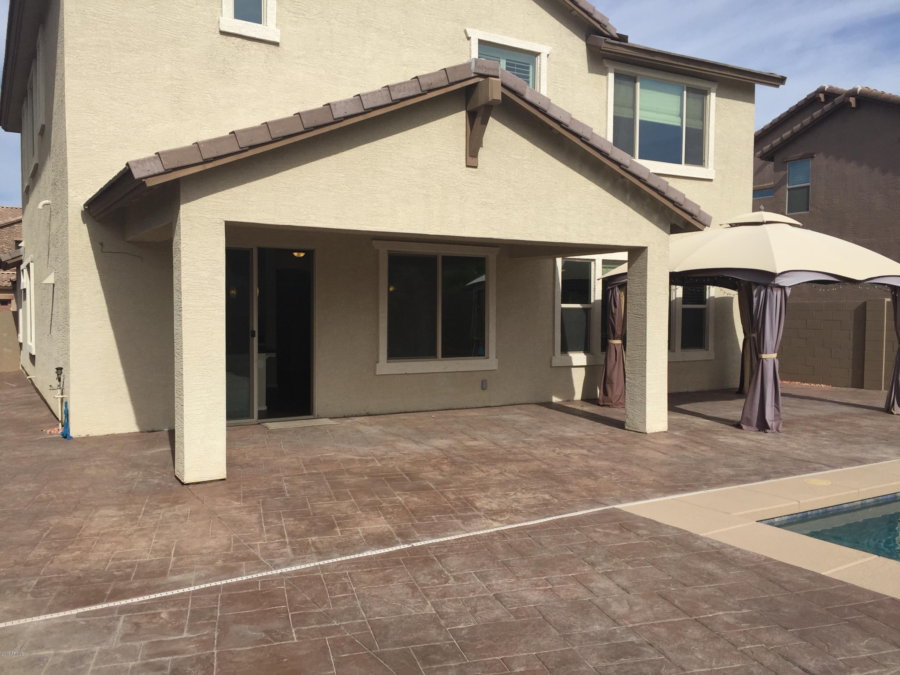 1691 E DUBOIS Avenue