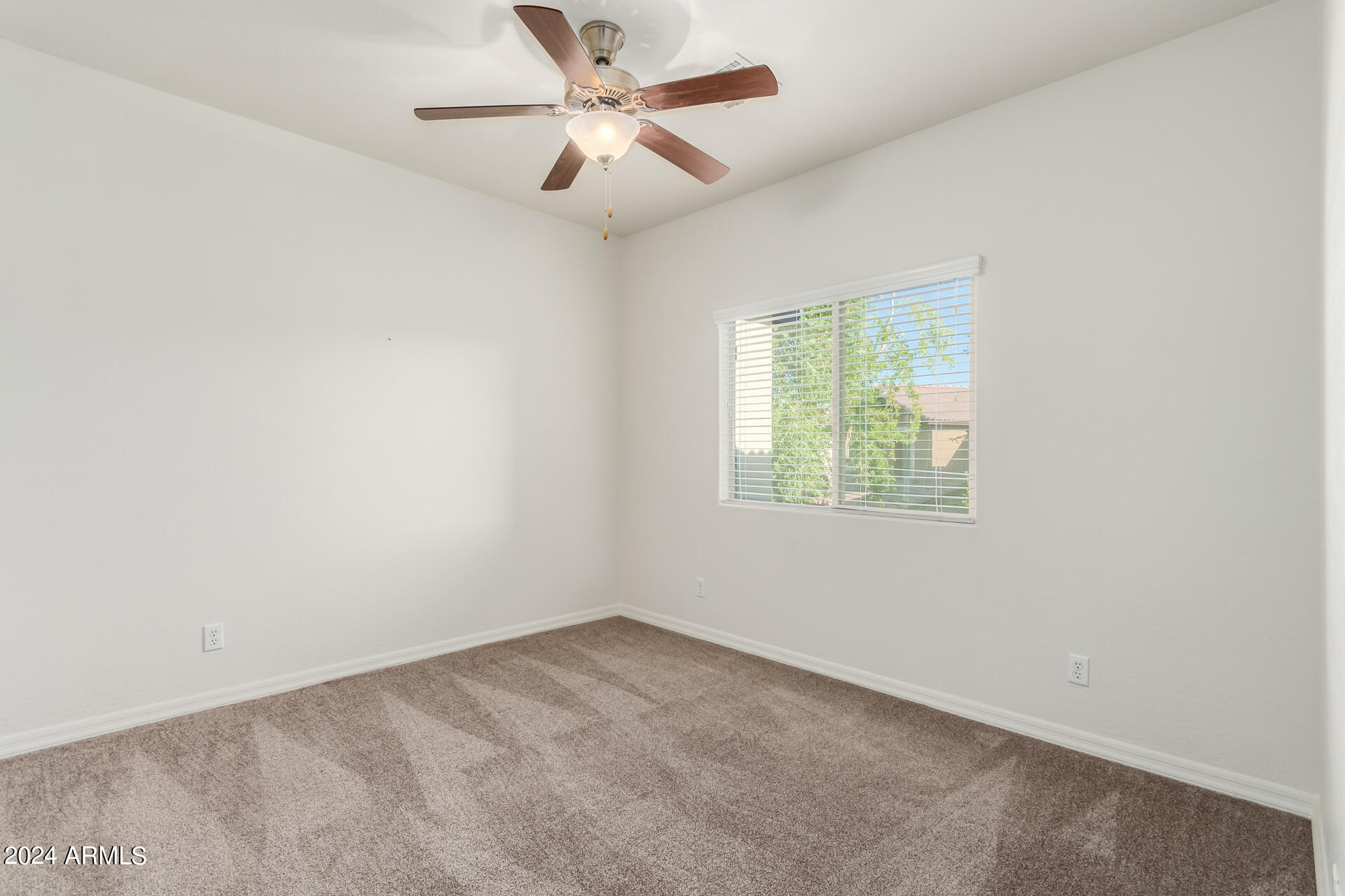7726 E BASELINE Road, 232