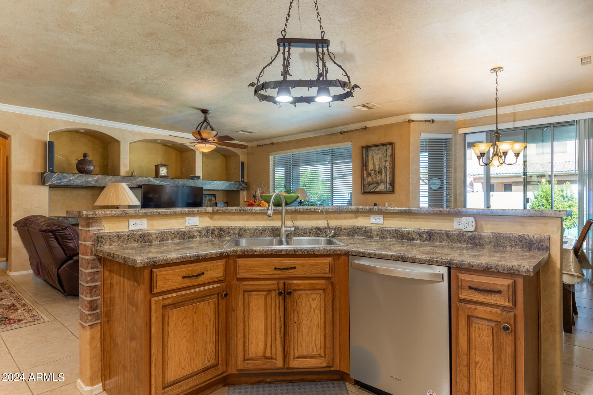 1536 E VIOLA Drive