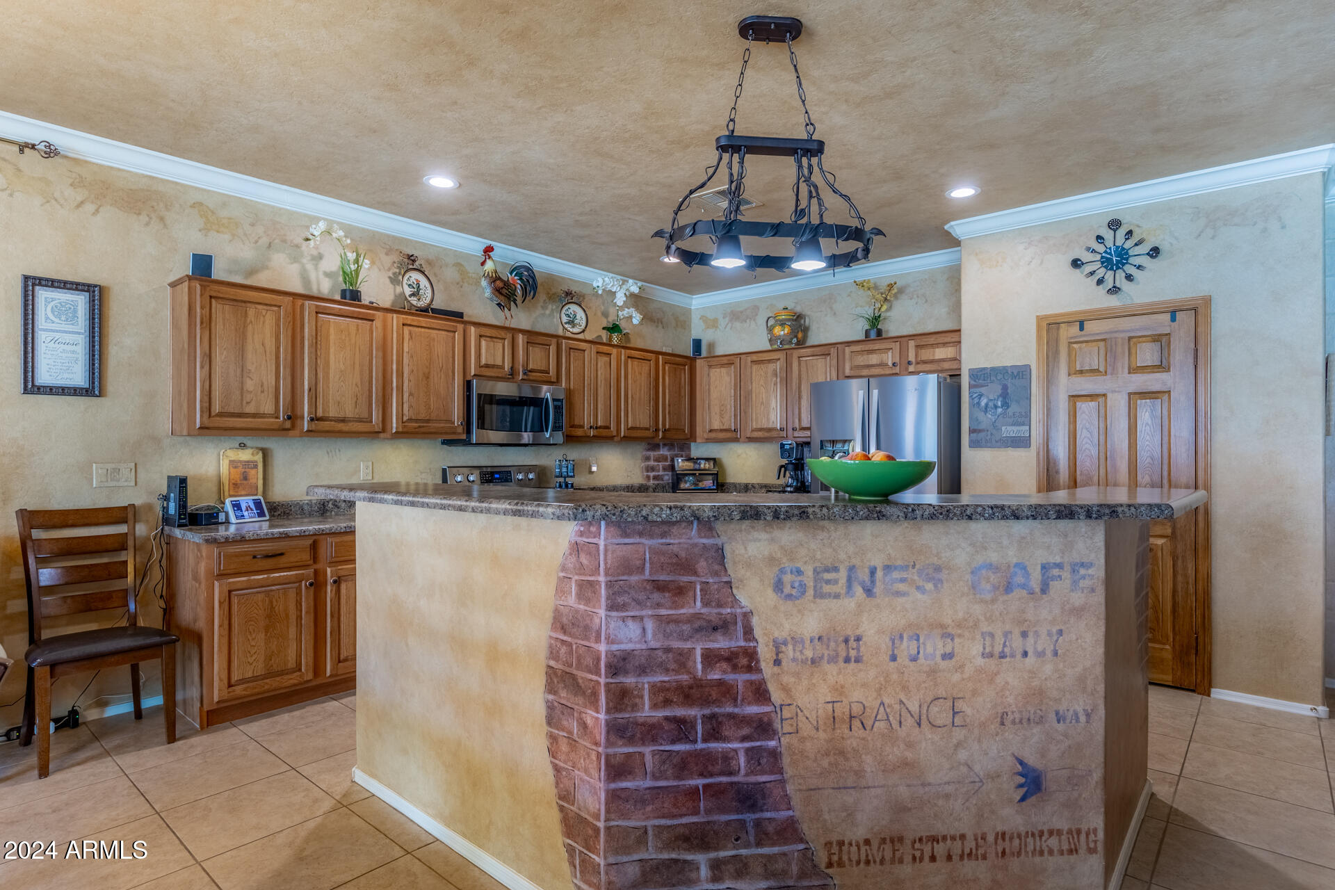 1536 E VIOLA Drive