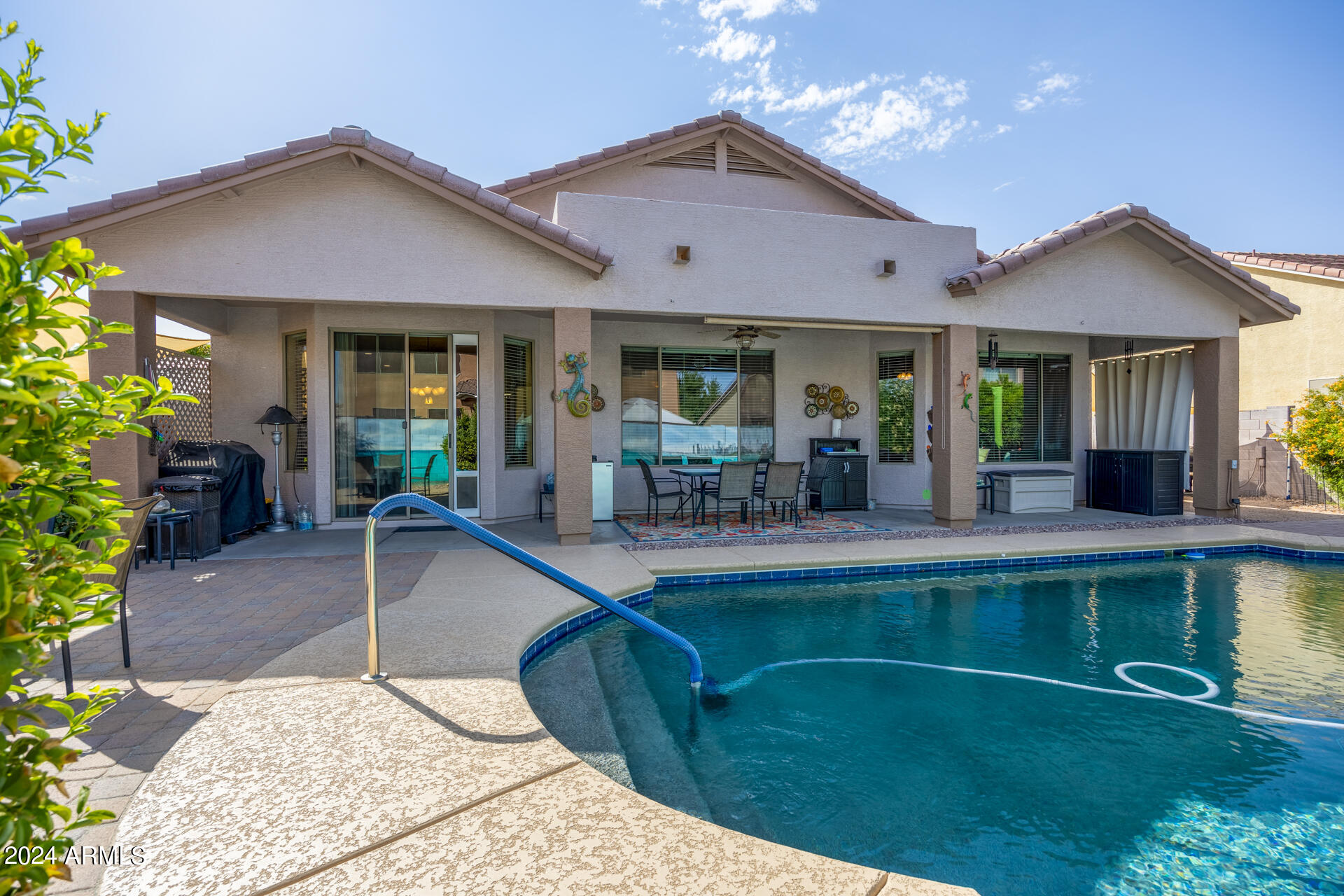 1536 E VIOLA Drive